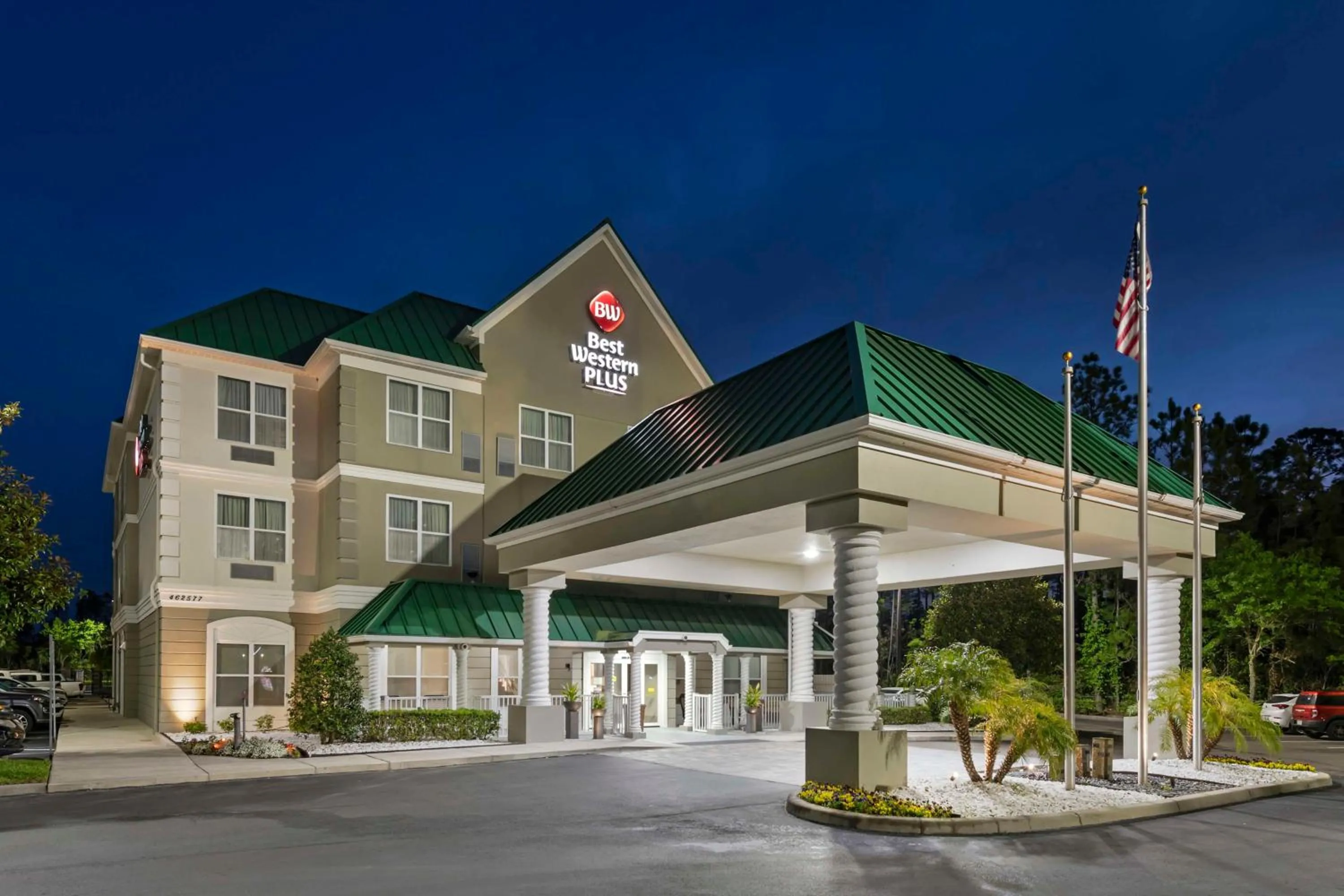 Property building in Best Western Plus First Coast Inn and Suites