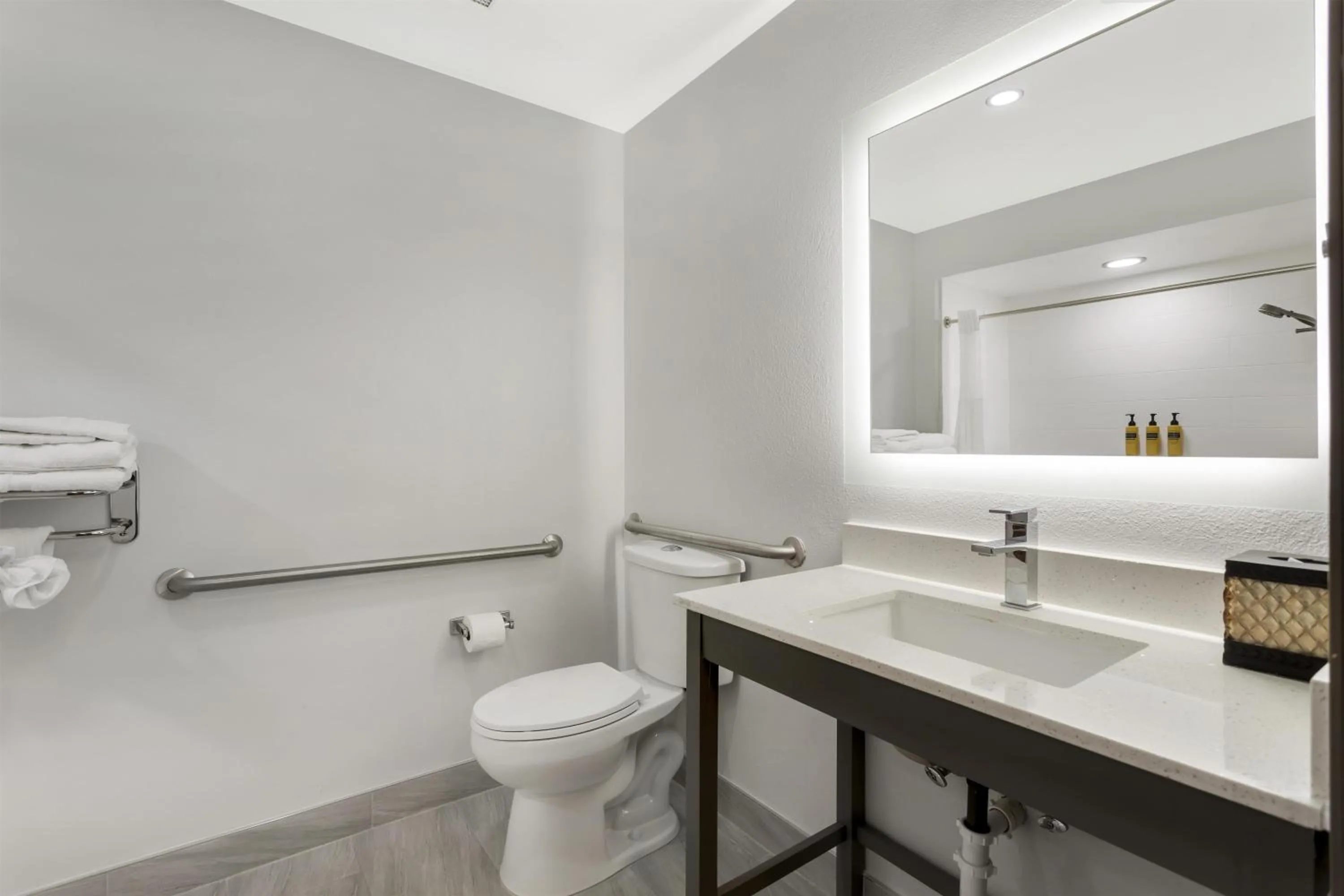 Bathroom in Best Western Plus First Coast Inn and Suites