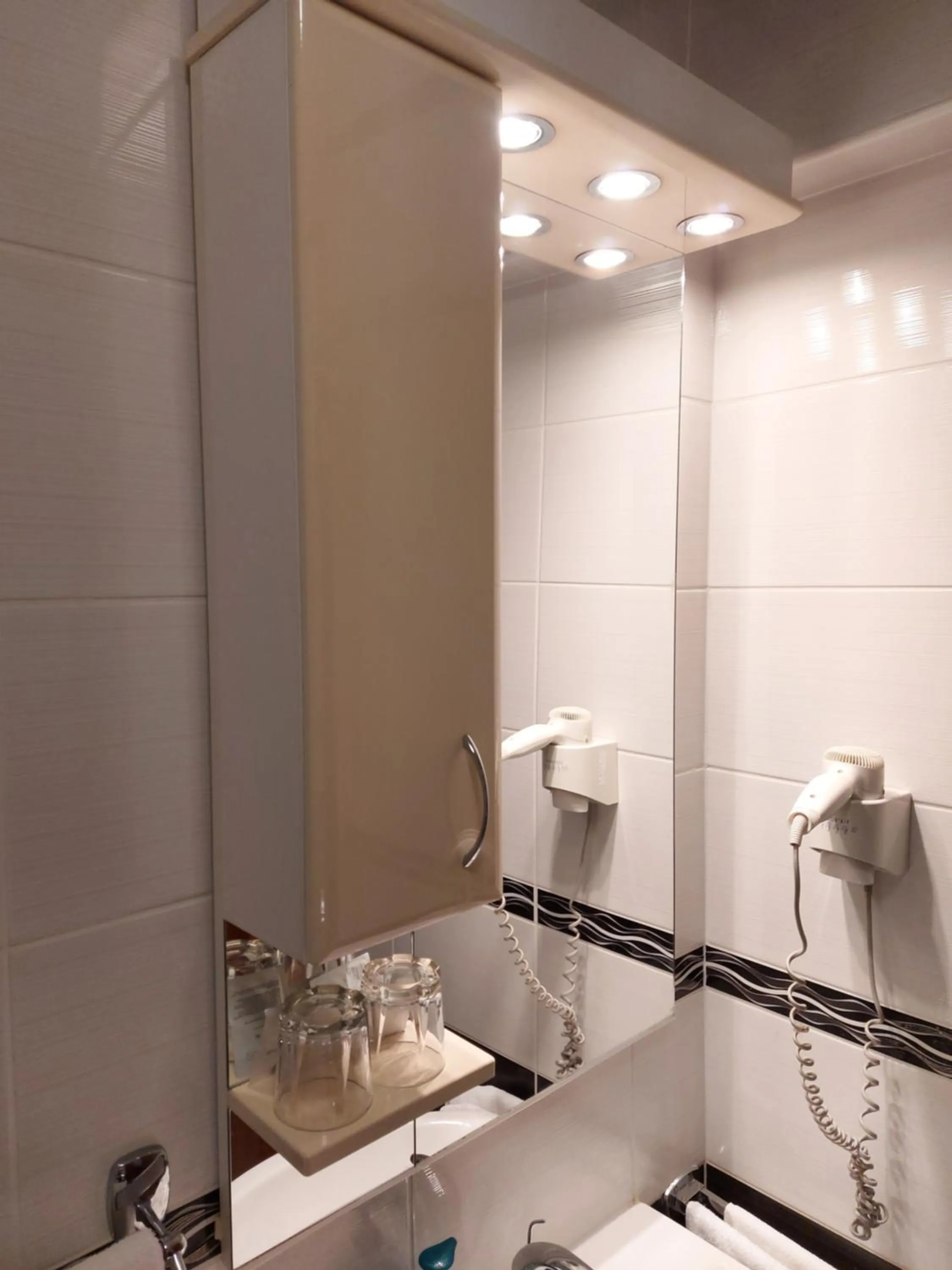 Toilet in Csipke Hotel