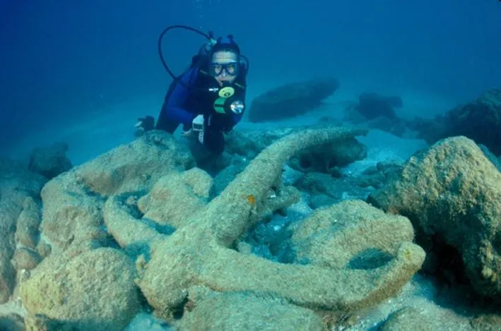 Diving in Neot Golf Caesarea Garden Apartment