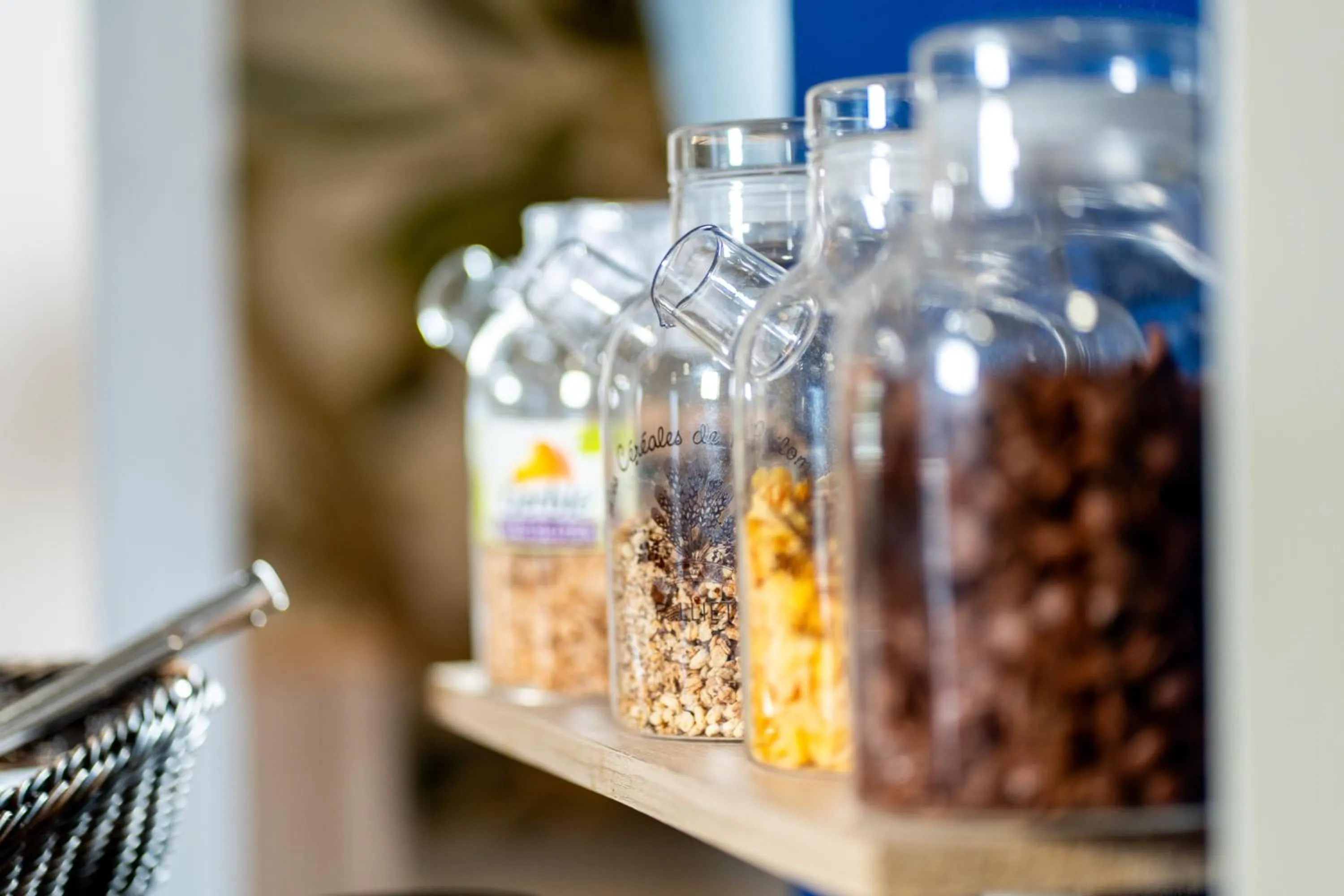 Food and drinks in ibis budget Aix en Provence