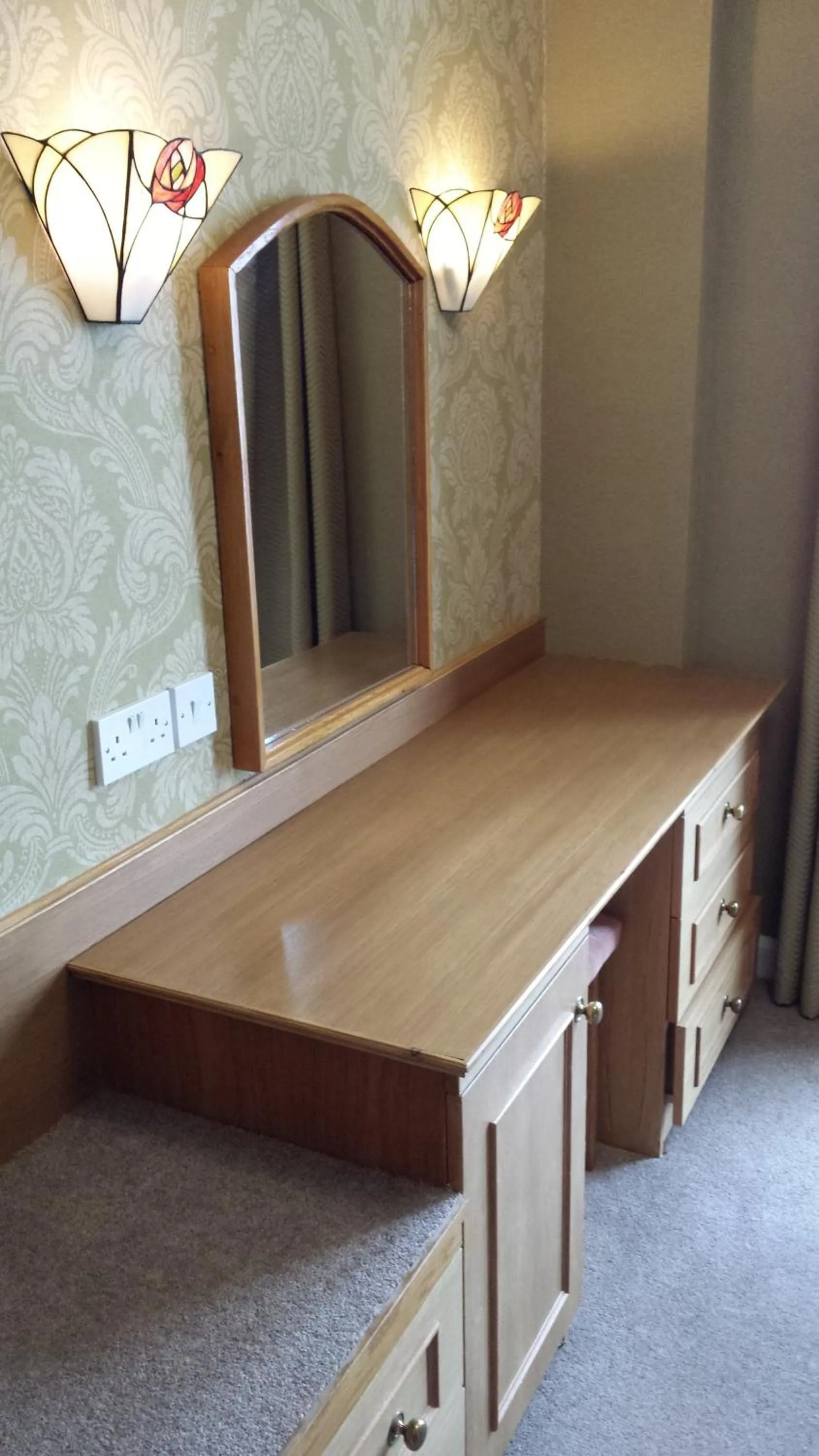 Seating area in Expanse Hotel