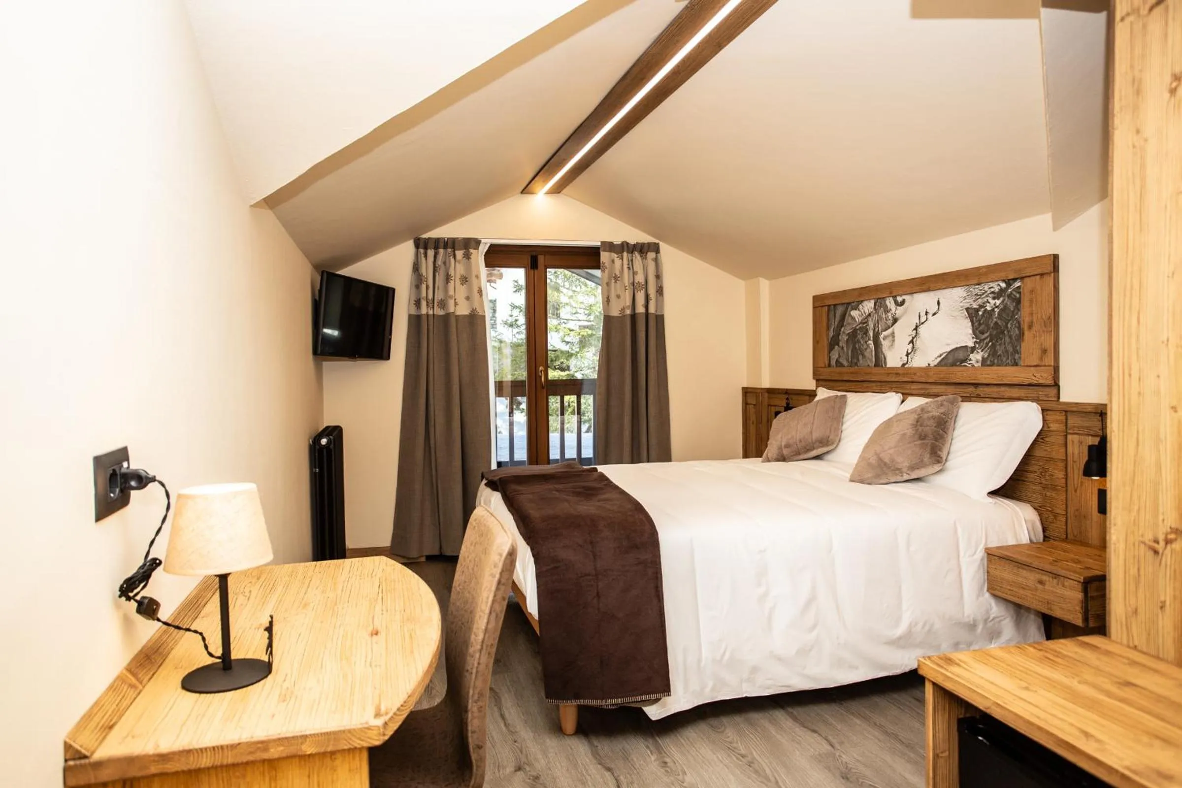 Bed in Hotel Meublé Furggen