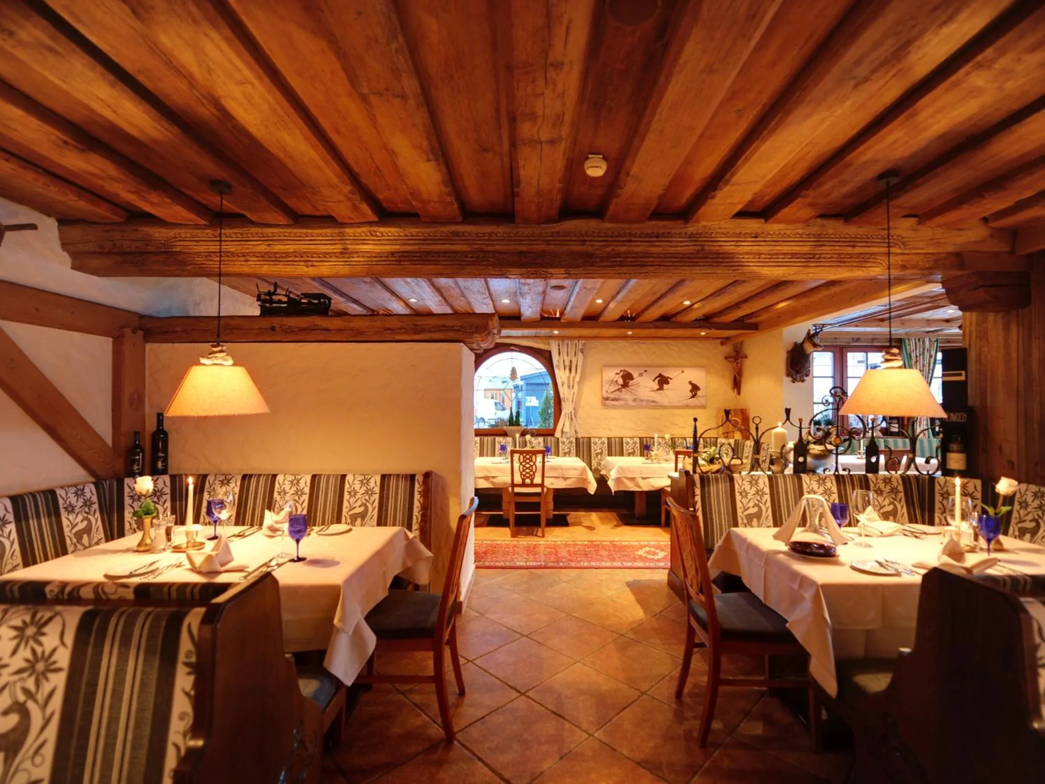 Restaurant/places to eat in Salnerhof Superior Lifestyle Resort