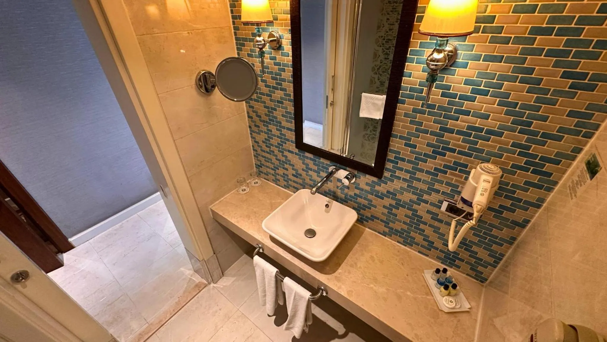 Shower in Grand Durmaz Hotel