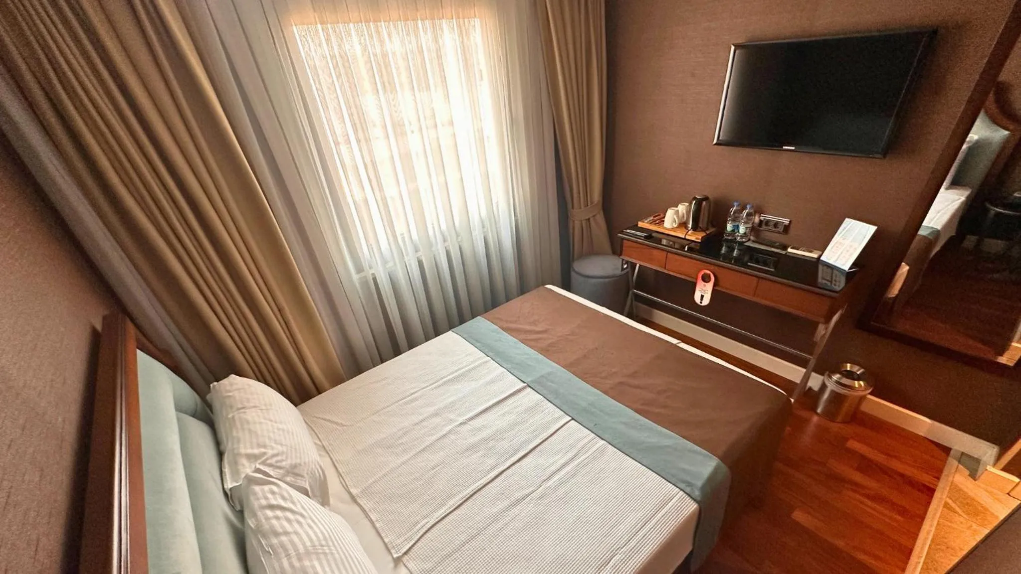 TV and multimedia, Bed in Grand Durmaz Hotel