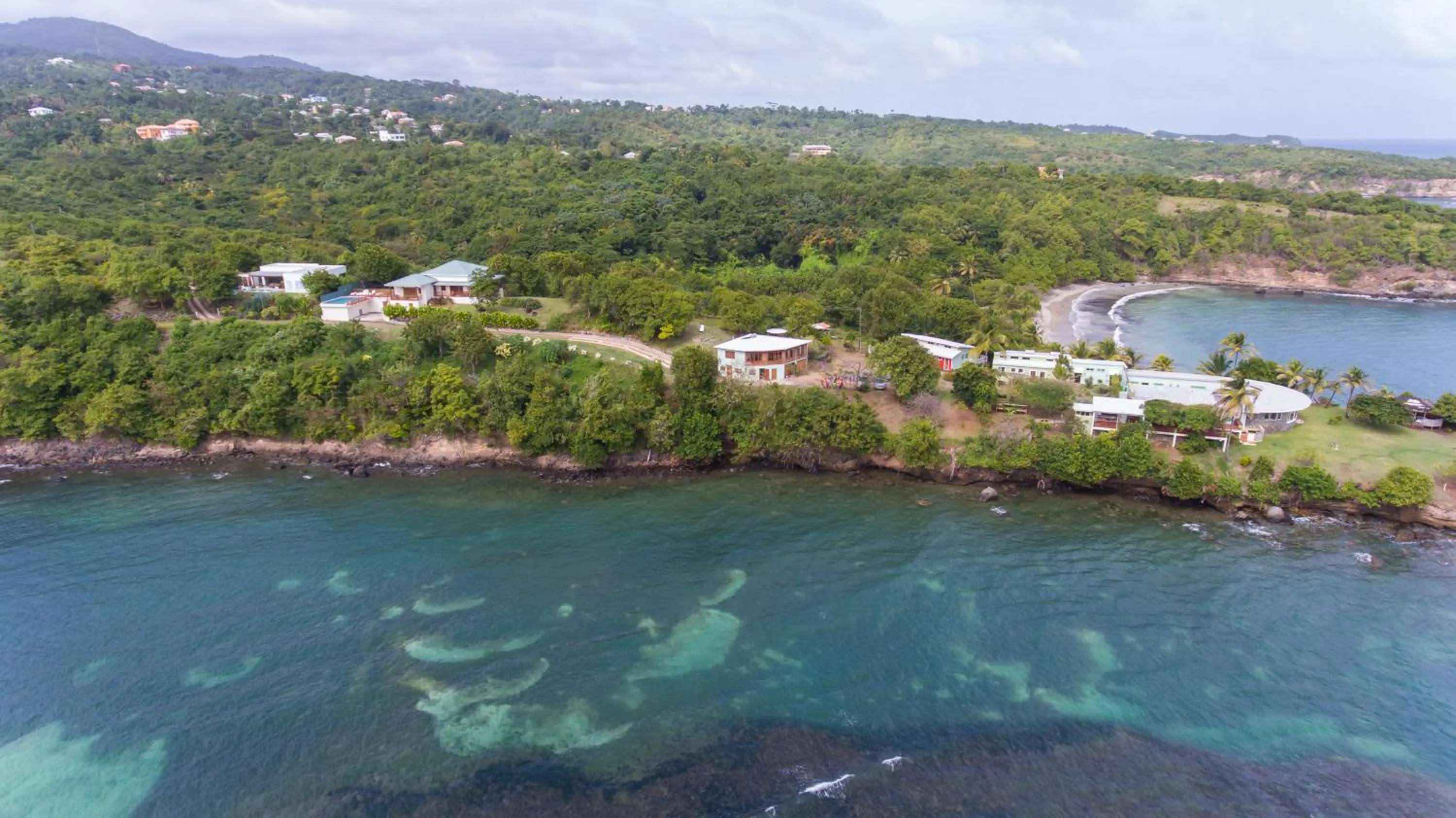 Property building in Cabier Ocean Lodge