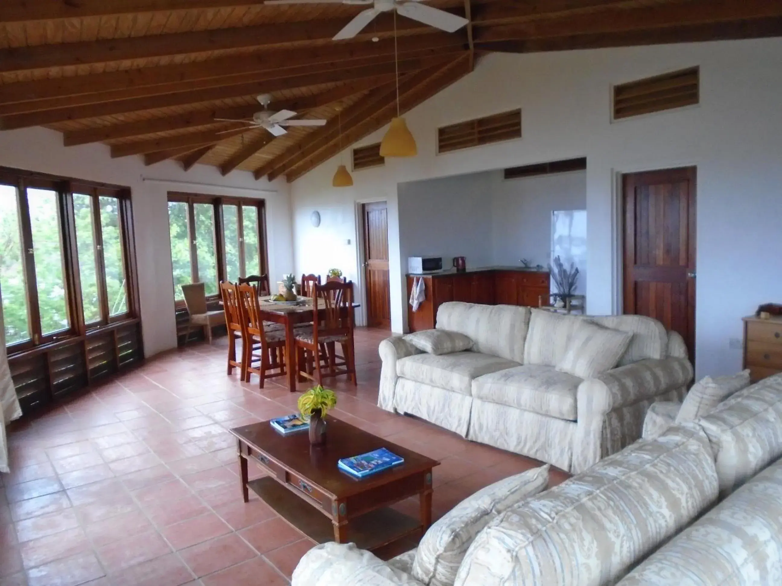 Family Suite in Cabier Ocean Lodge Family Suite in Cabier Ocean Lodge