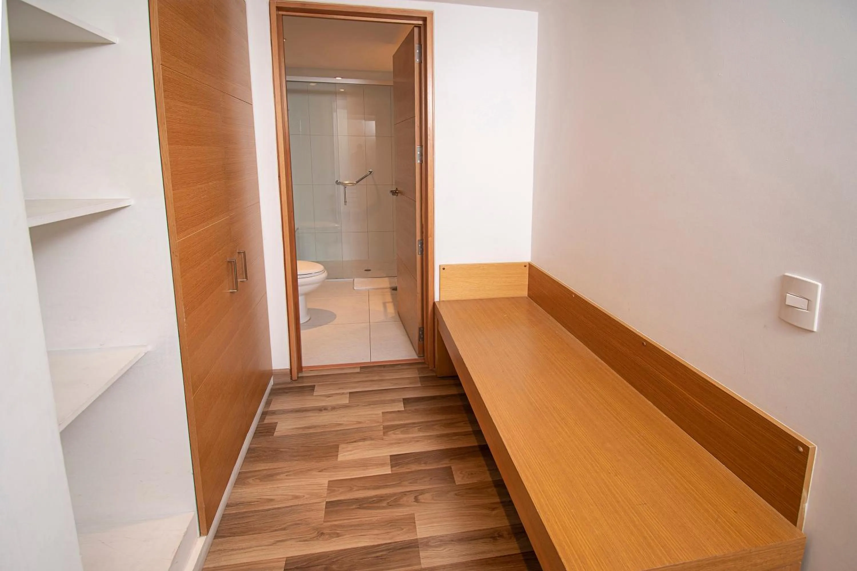 Bathroom in Hotel Cosmos Cali