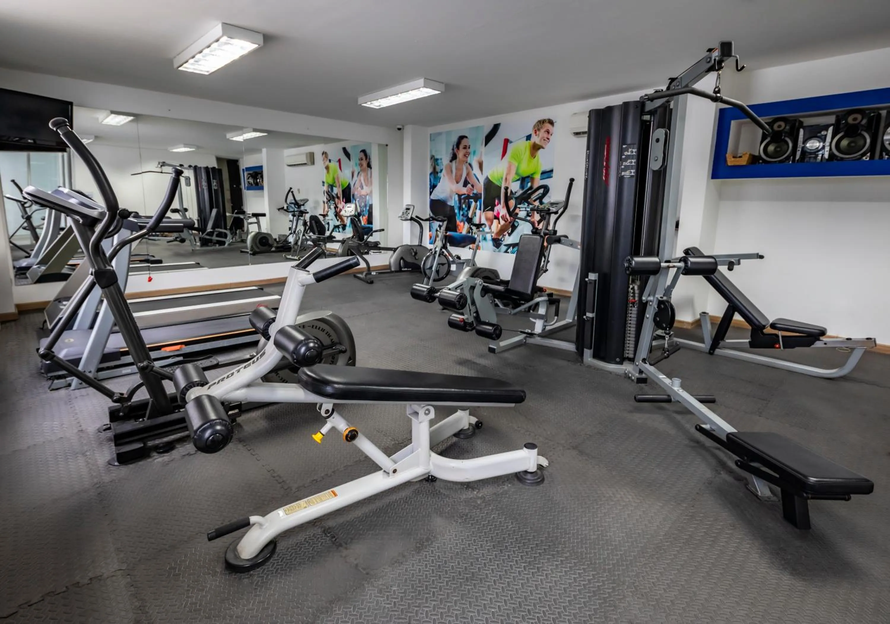 Fitness centre/facilities in Hotel Cosmos Cali