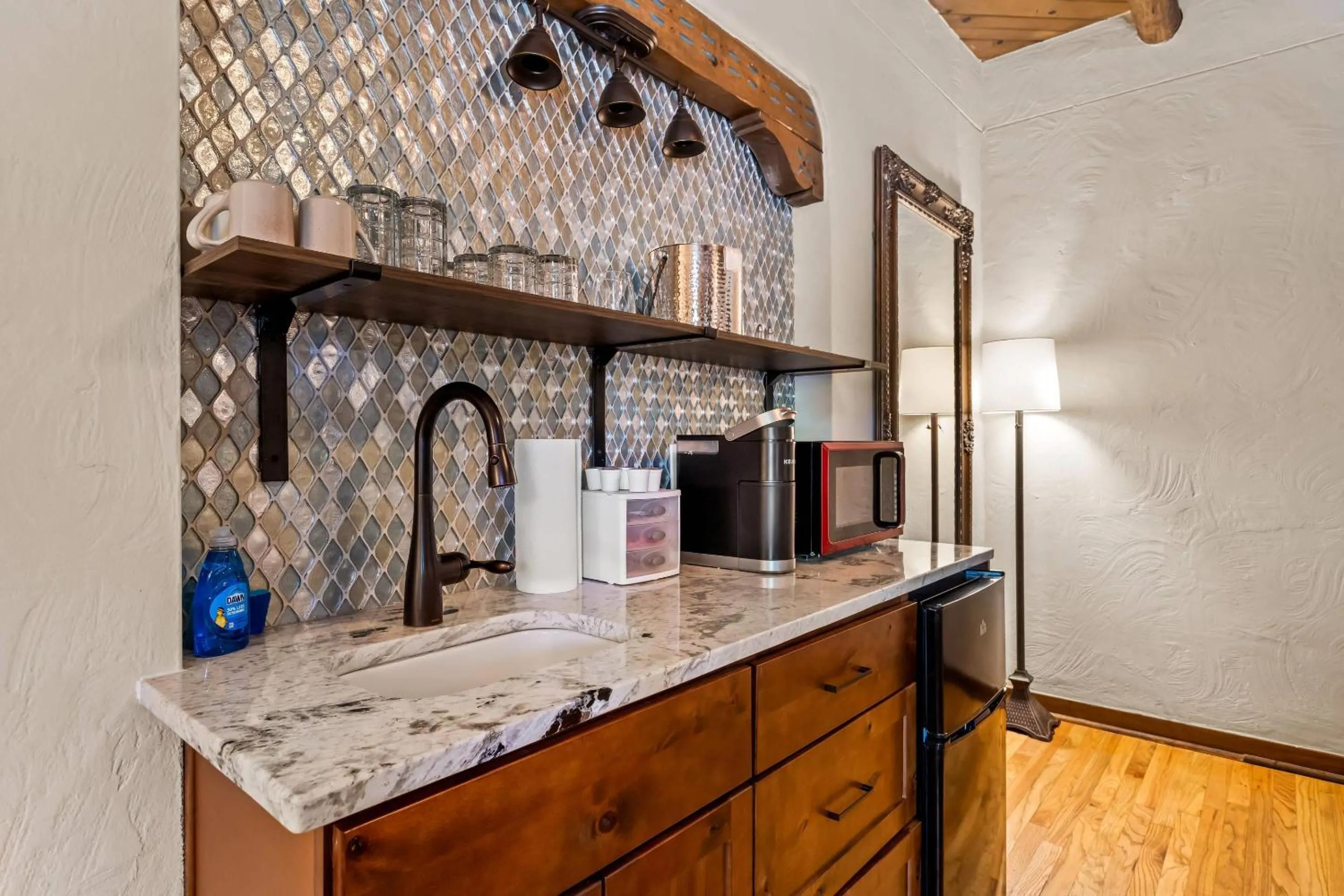 Bedroom in Casas de Suenos Old Town Historic Inn, an Ascend Collection Hotel