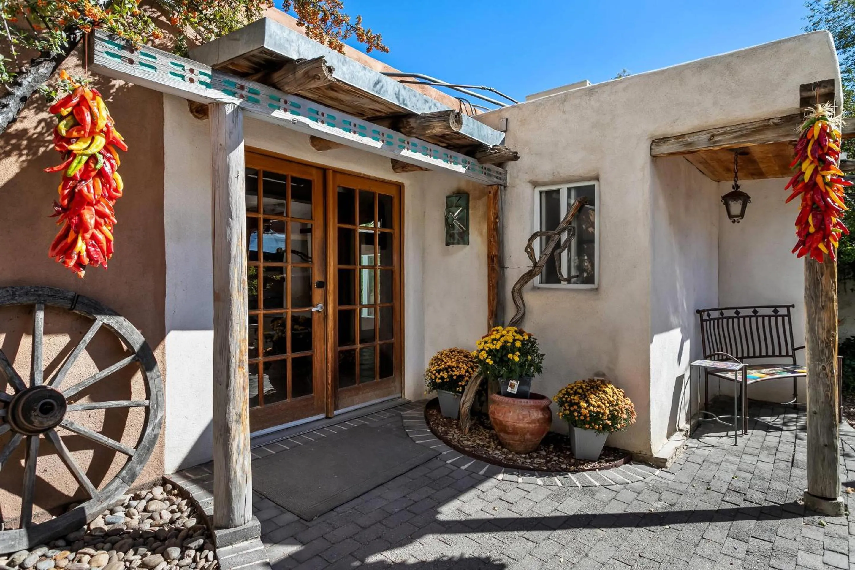 Property building in Casas de Suenos Old Town Historic Inn, an Ascend Collection Hotel