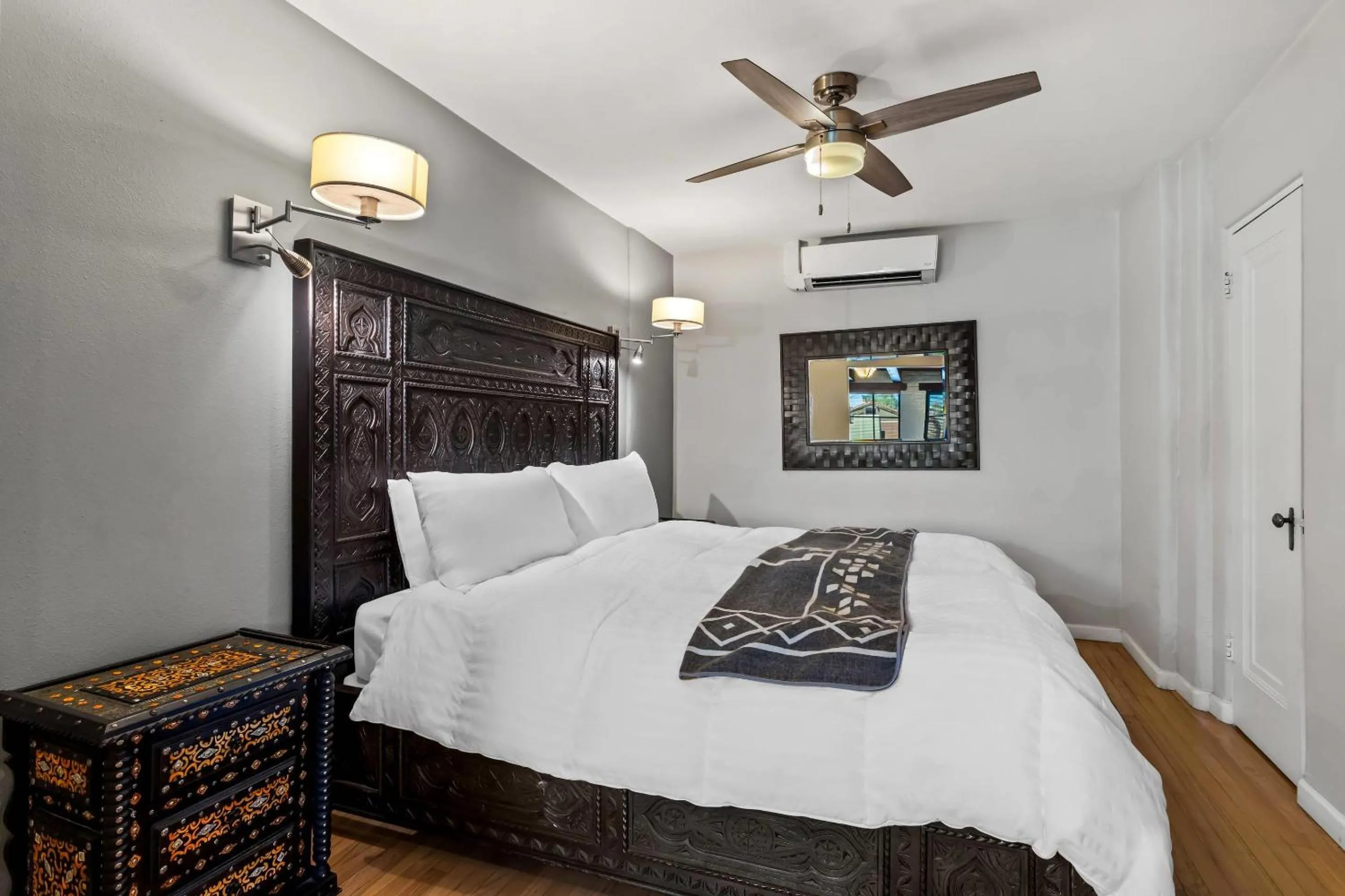 Bedroom, Bed in Casas de Suenos Old Town Historic Inn, an Ascend Collection Hotel