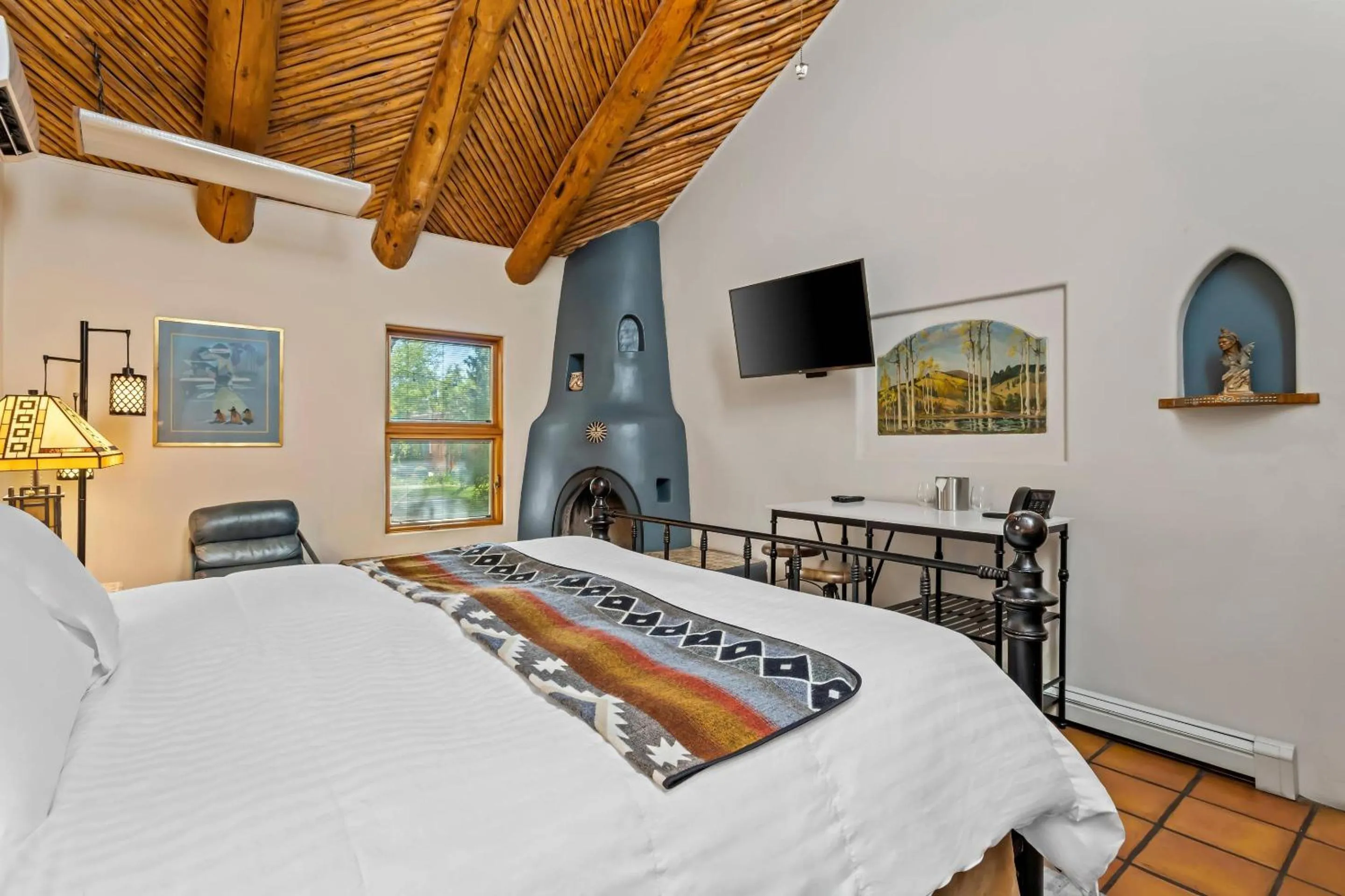 Bedroom, Bed in Casas de Suenos Old Town Historic Inn, an Ascend Collection Hotel