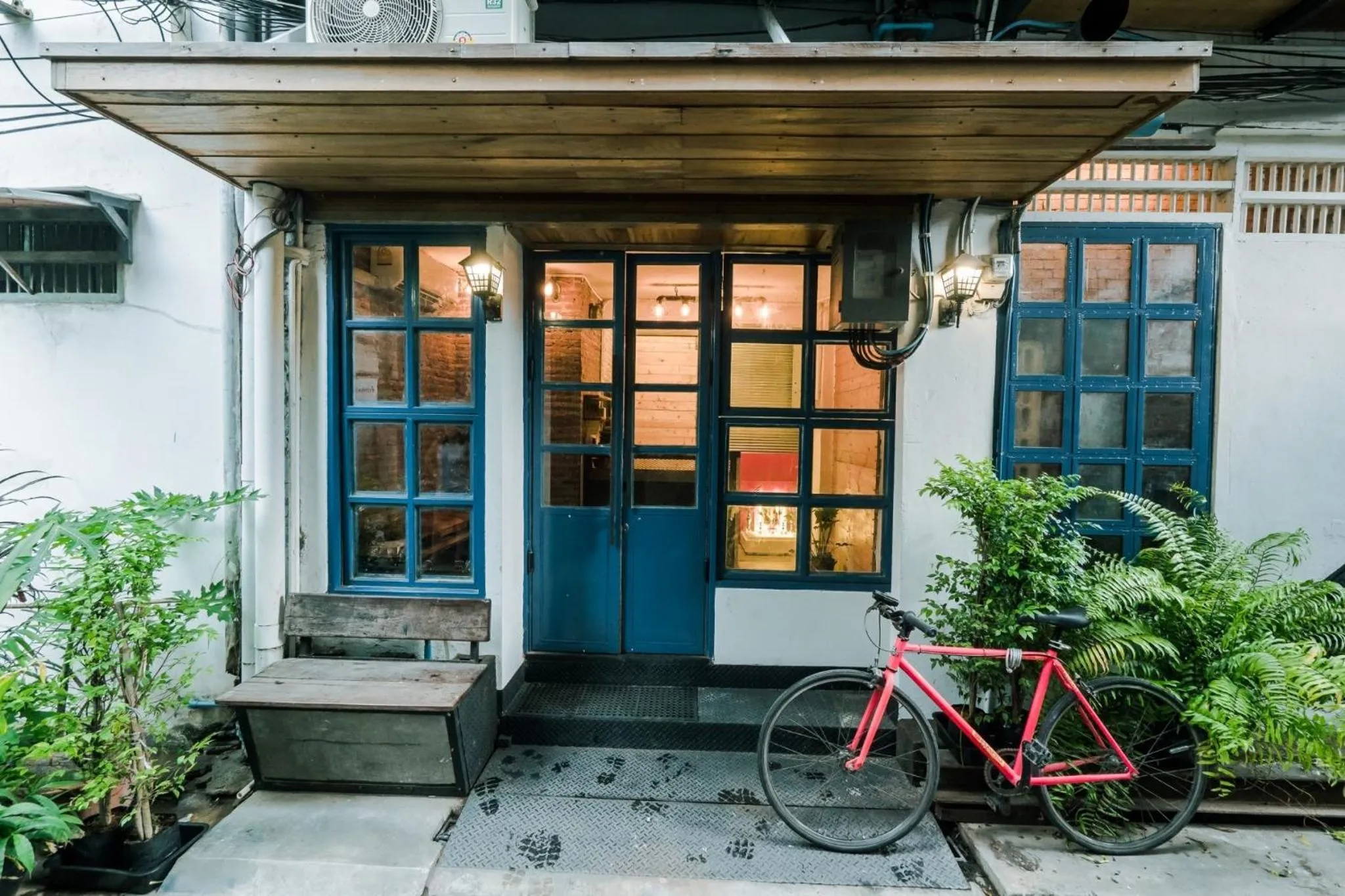 Property building in Zeds Hostel Bangkok