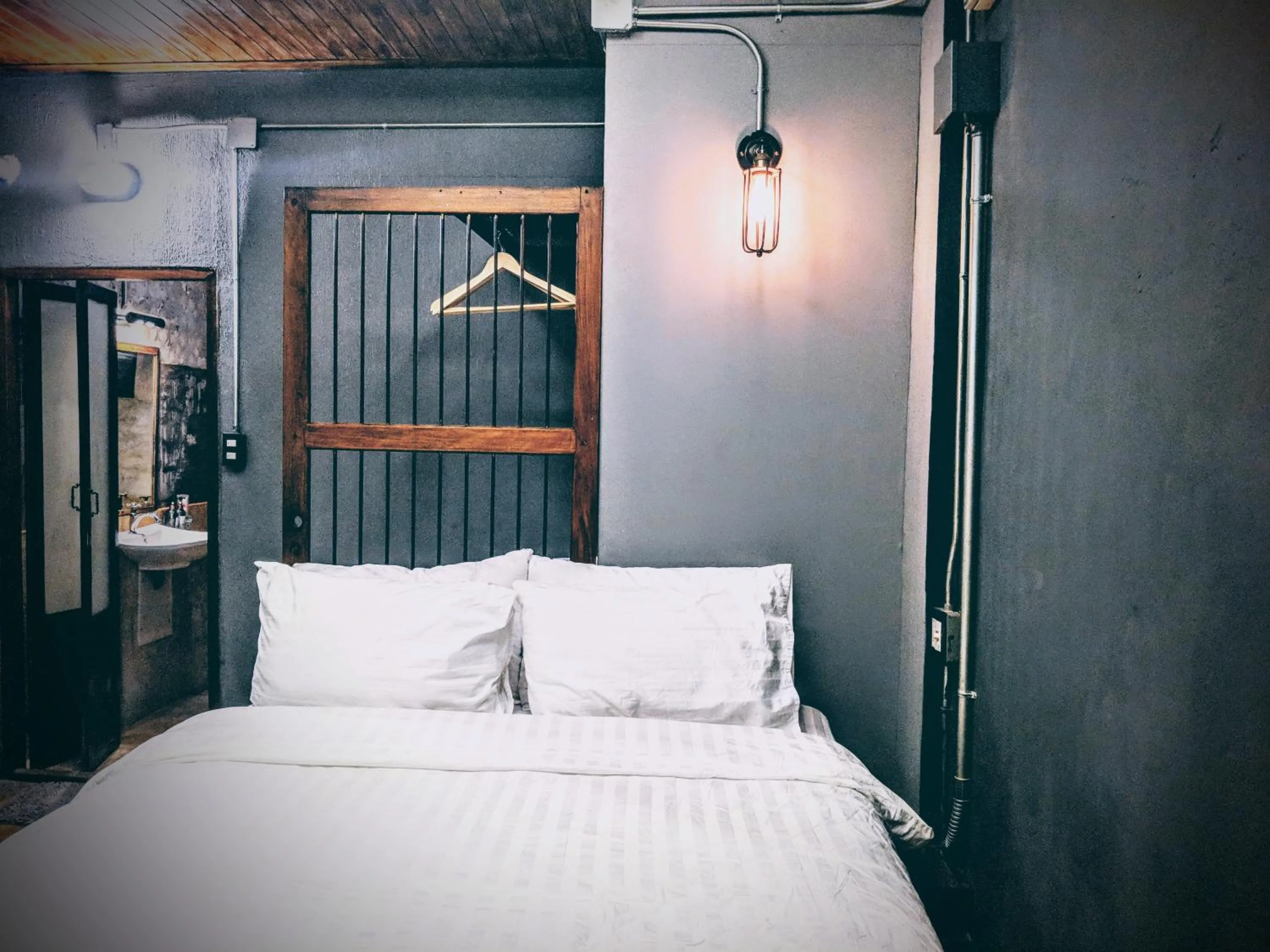 Bed in Zeds Hostel Bangkok