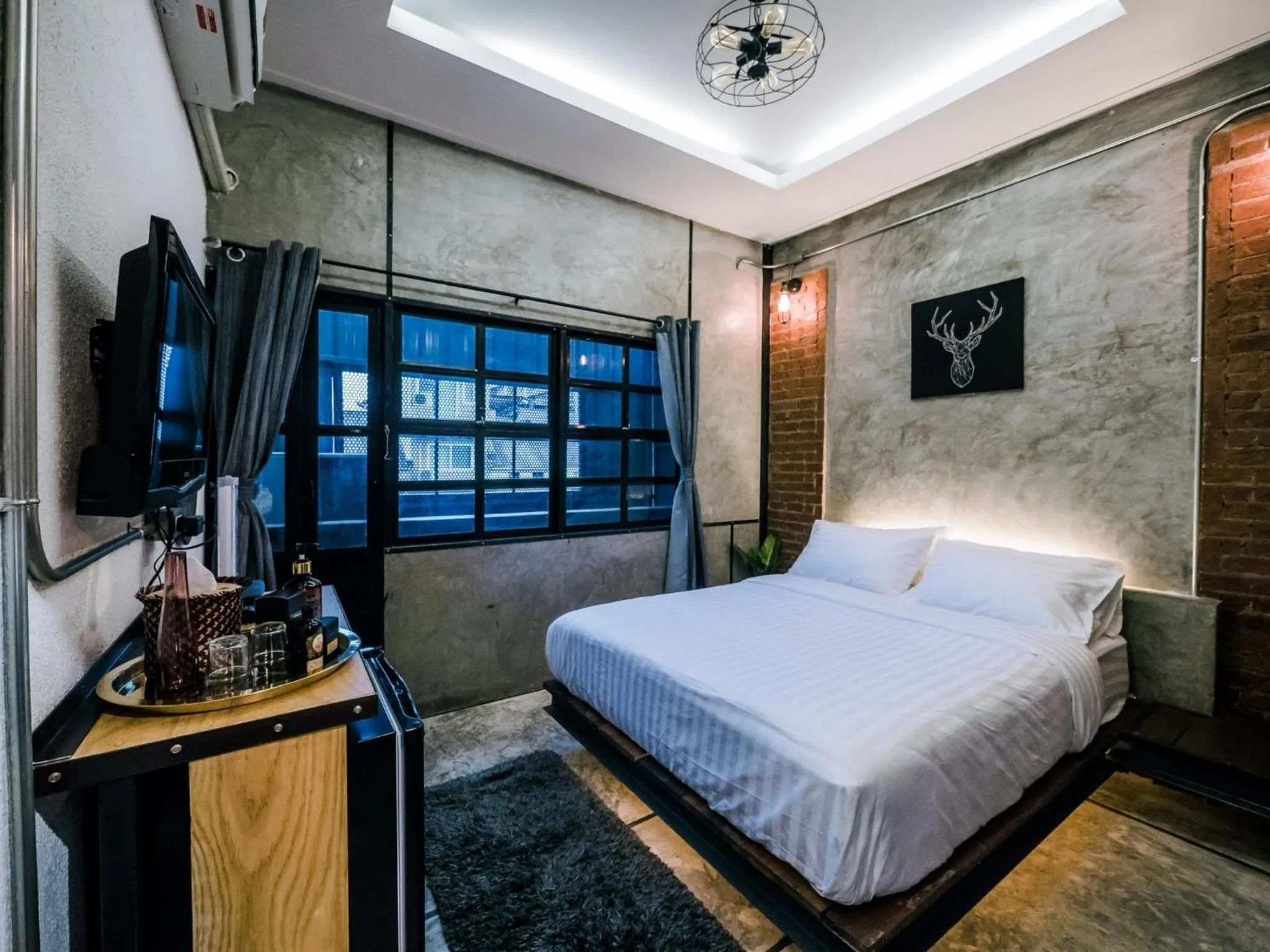 Bedroom, Bed in Zeds Hostel Bangkok