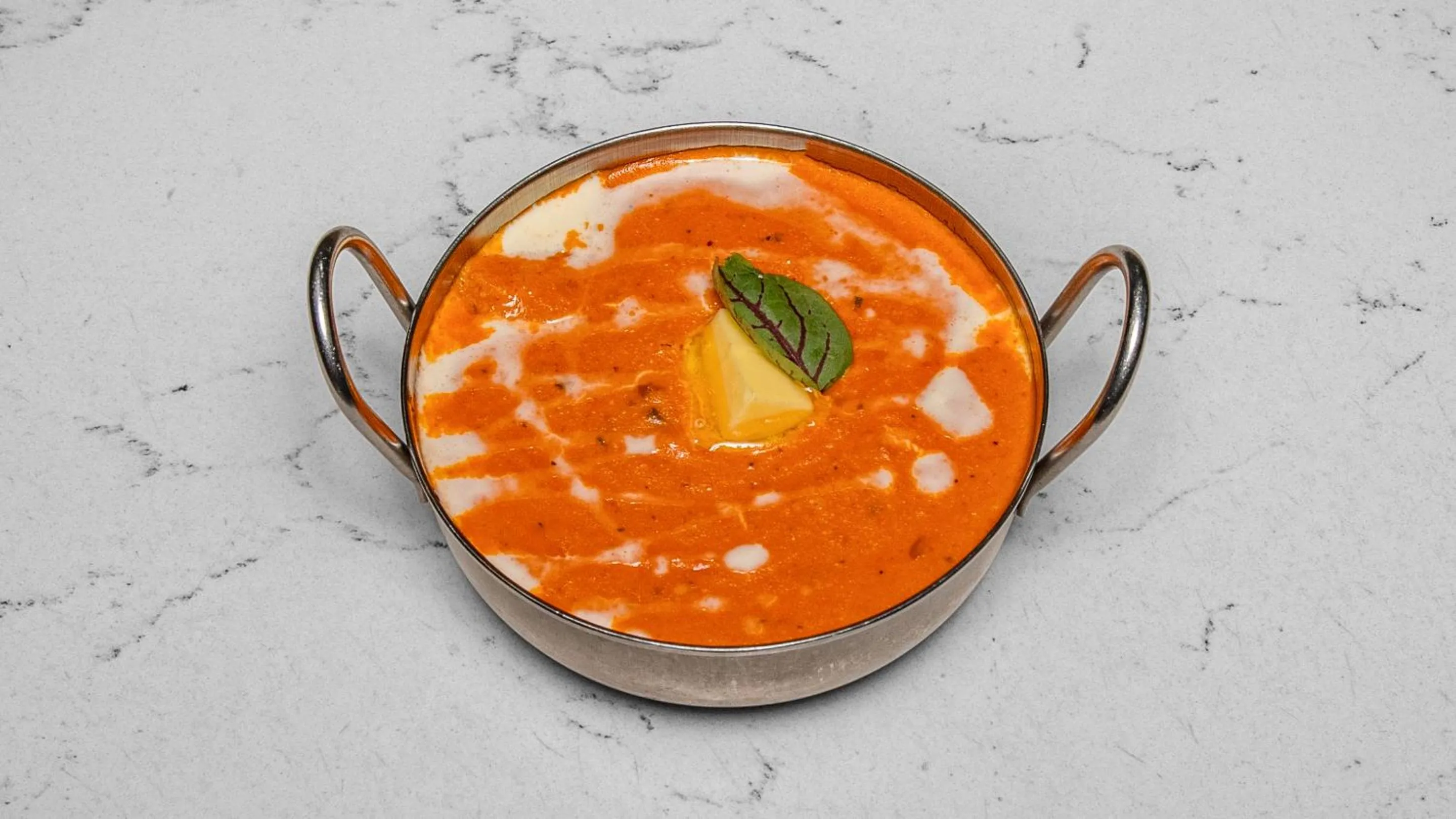 Lunch in The Strand Hotel, the former residence of Oscar Wilde