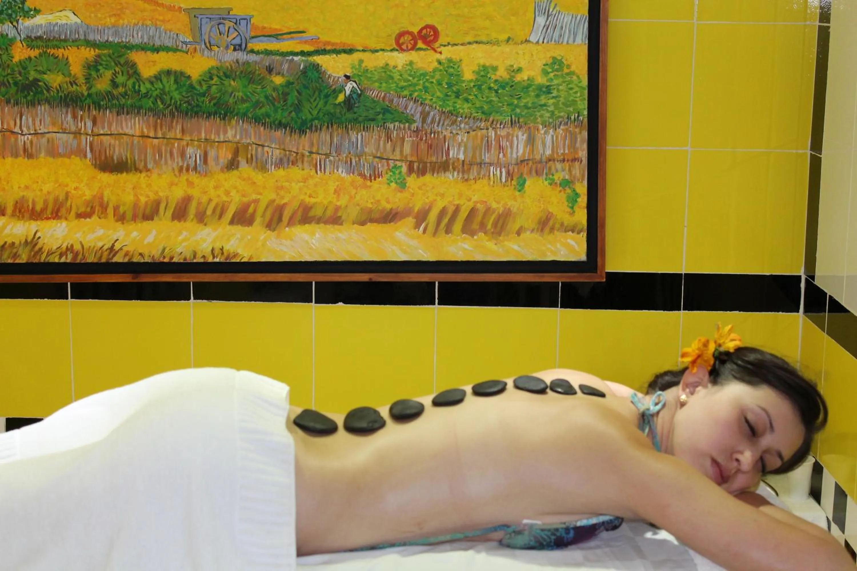 Massage in Suites Arcoiris