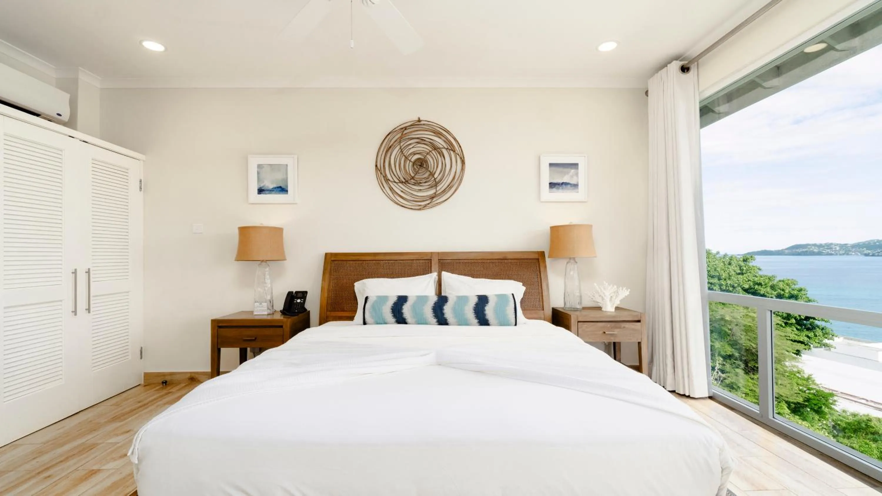 Bed in Mount Cinnamon Beach & Wellness Resort