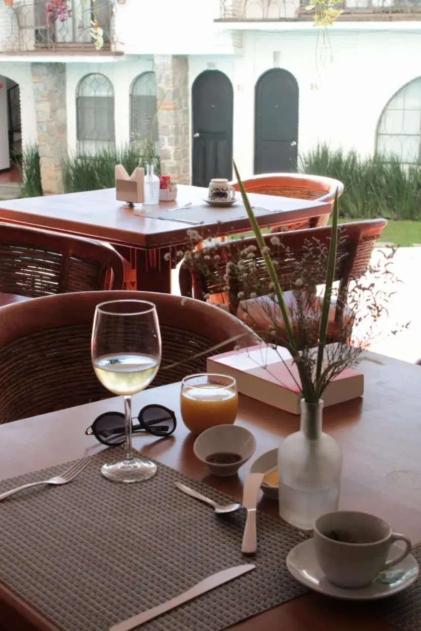 Restaurant/places to eat in Hotel Ilebal Cuernavaca Centro - lugar con encanto! Restaurant/places to eat in Hotel Ilebal Cuernavaca Centro - lugar con encanto!