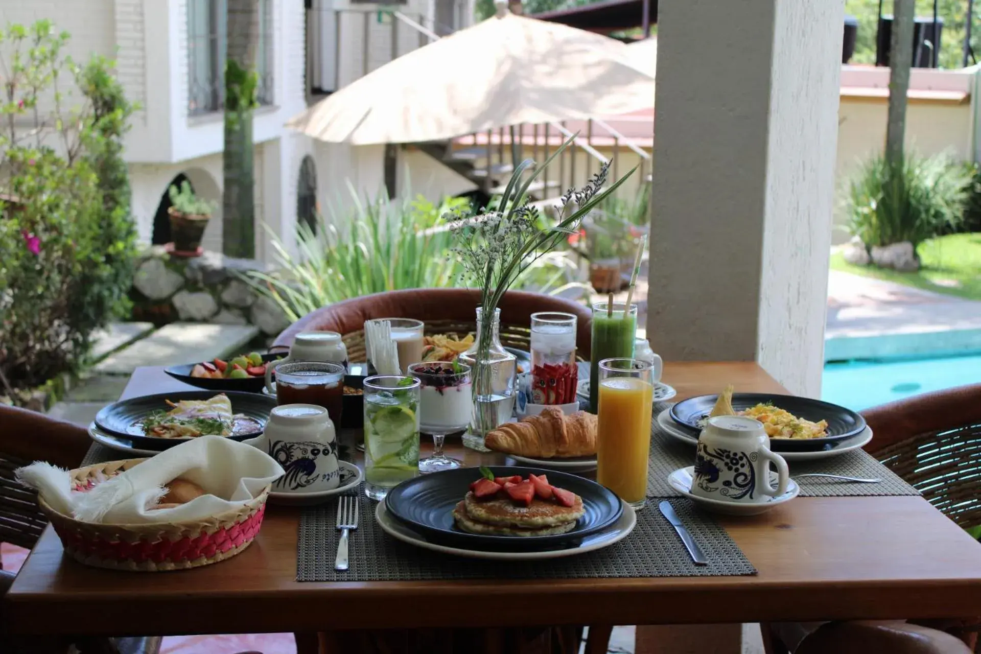 Food in Hotel Ilebal Cuernavaca Centro - lugar con encanto! Food in Hotel Ilebal Cuernavaca Centro - lugar con encanto!