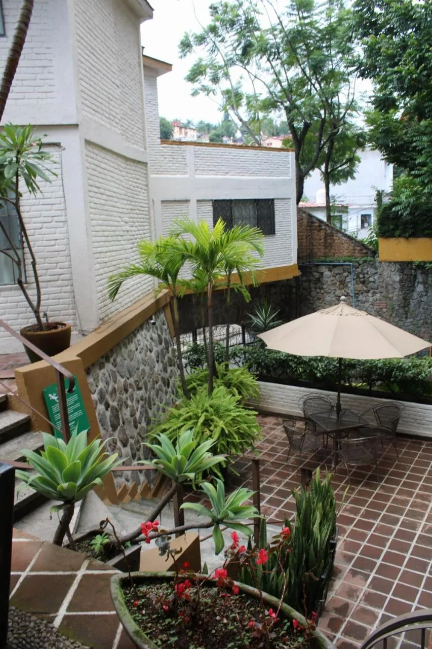 Garden in Hotel Ilebal Cuernavaca Centro - lugar con encanto!