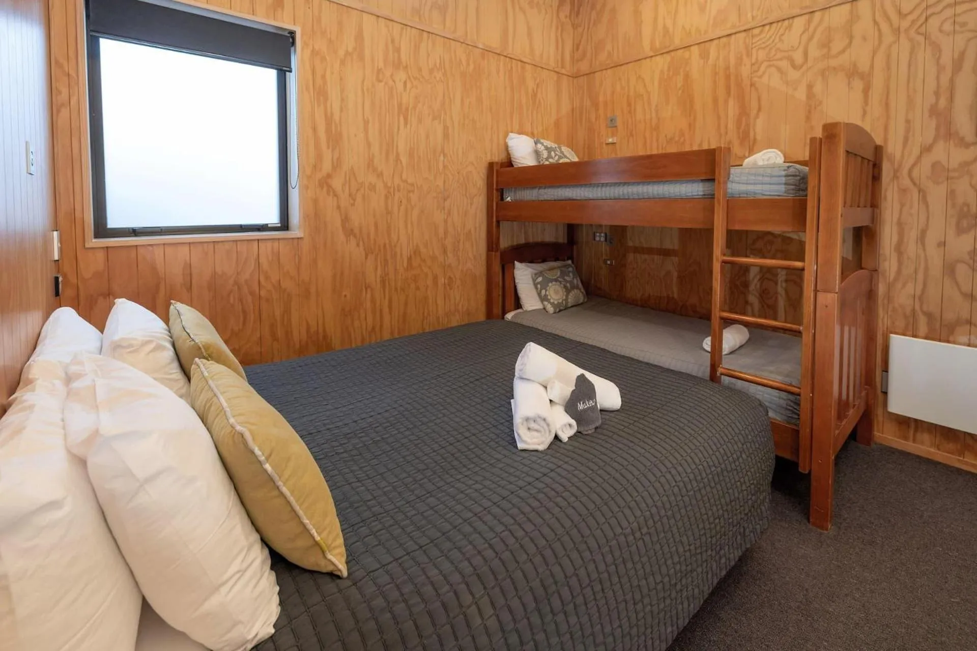 Bed in Queenstown Top 10 Holiday Park