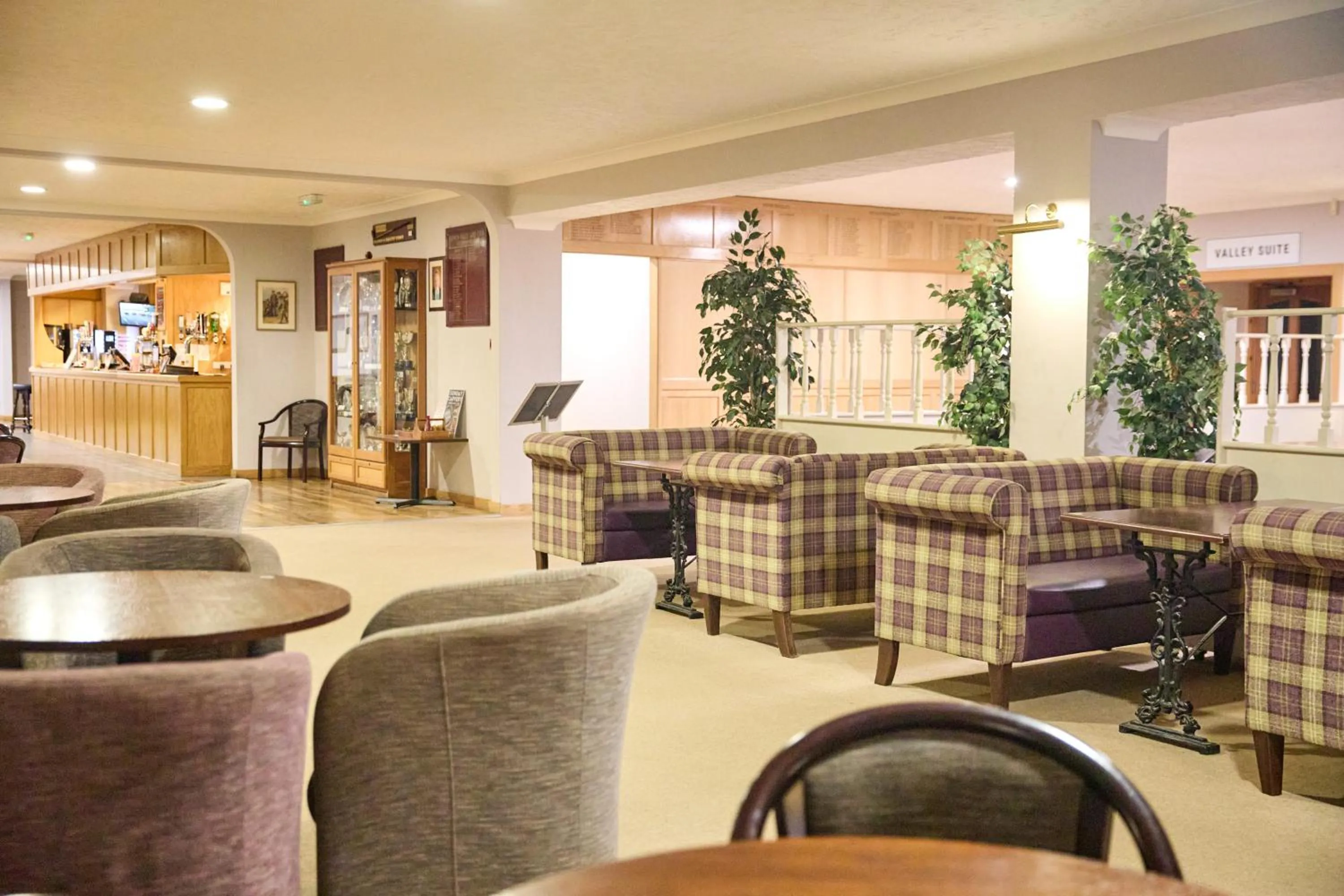Lounge or bar in Wensum Valley Hotel Golf and Country Club