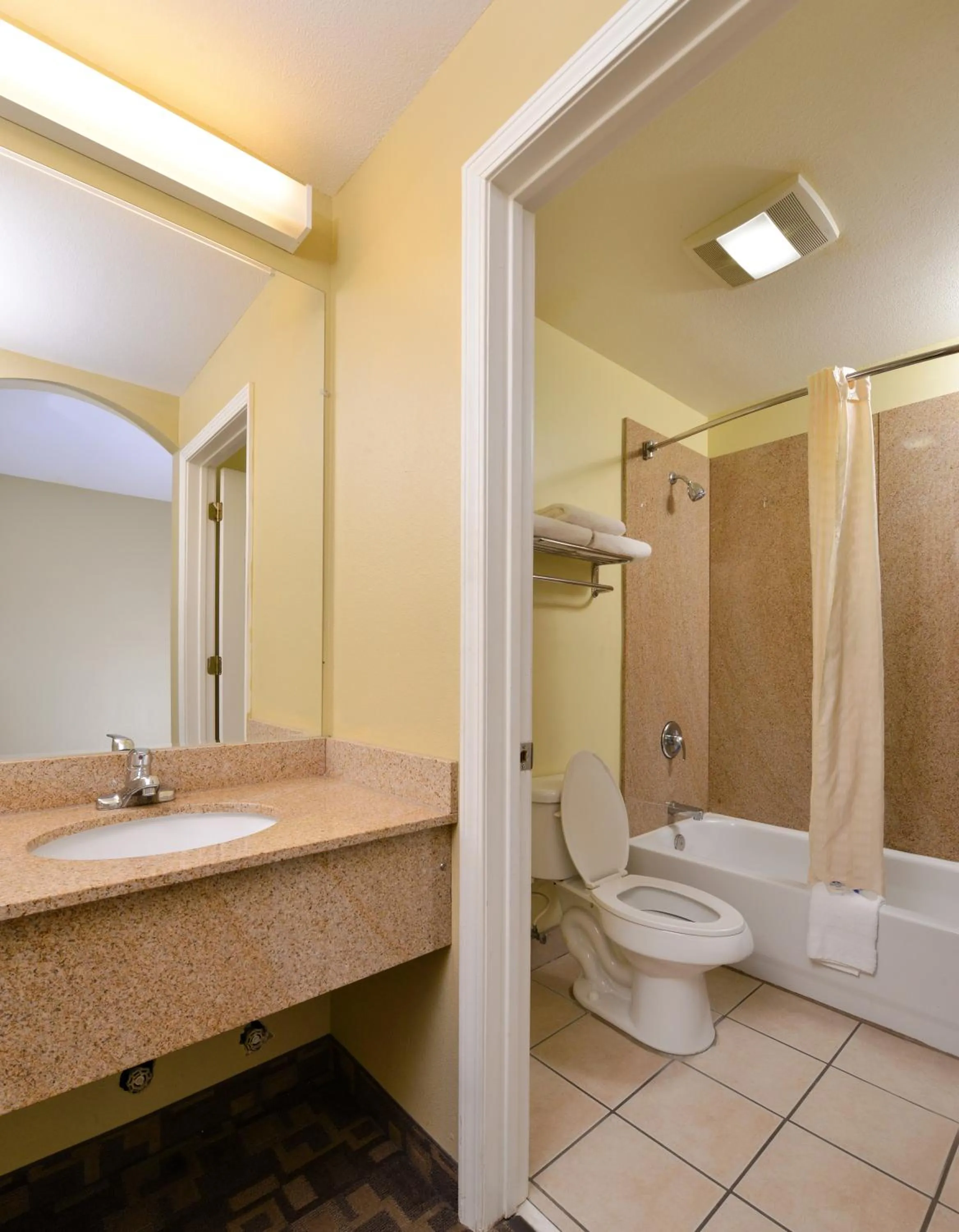 Bathroom in Americas Best Value Inn and Suites Little Rock