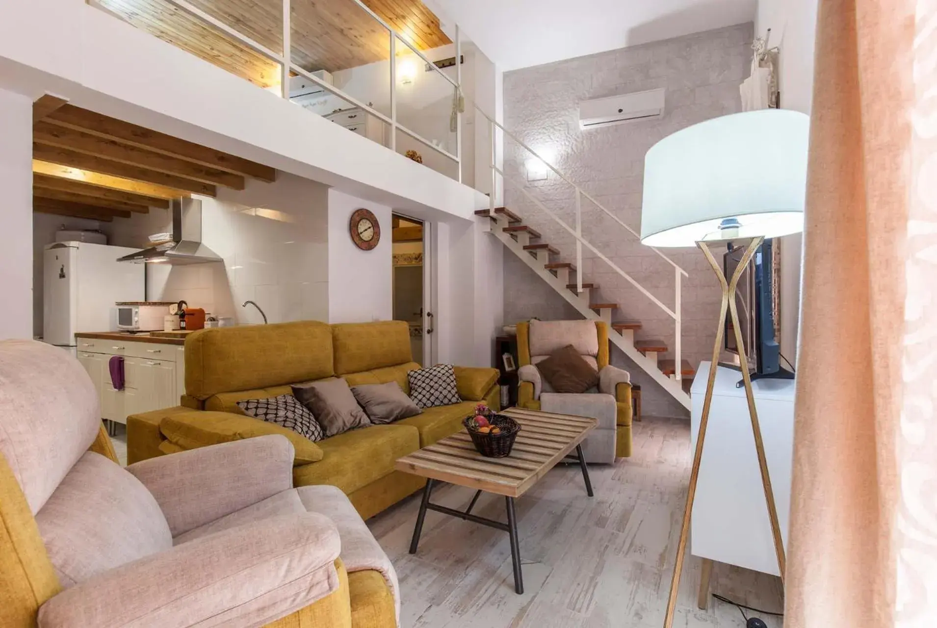 Loft / Duplex with charming historic center. WIFI Loft / Duplex with charming historic center. WIFI