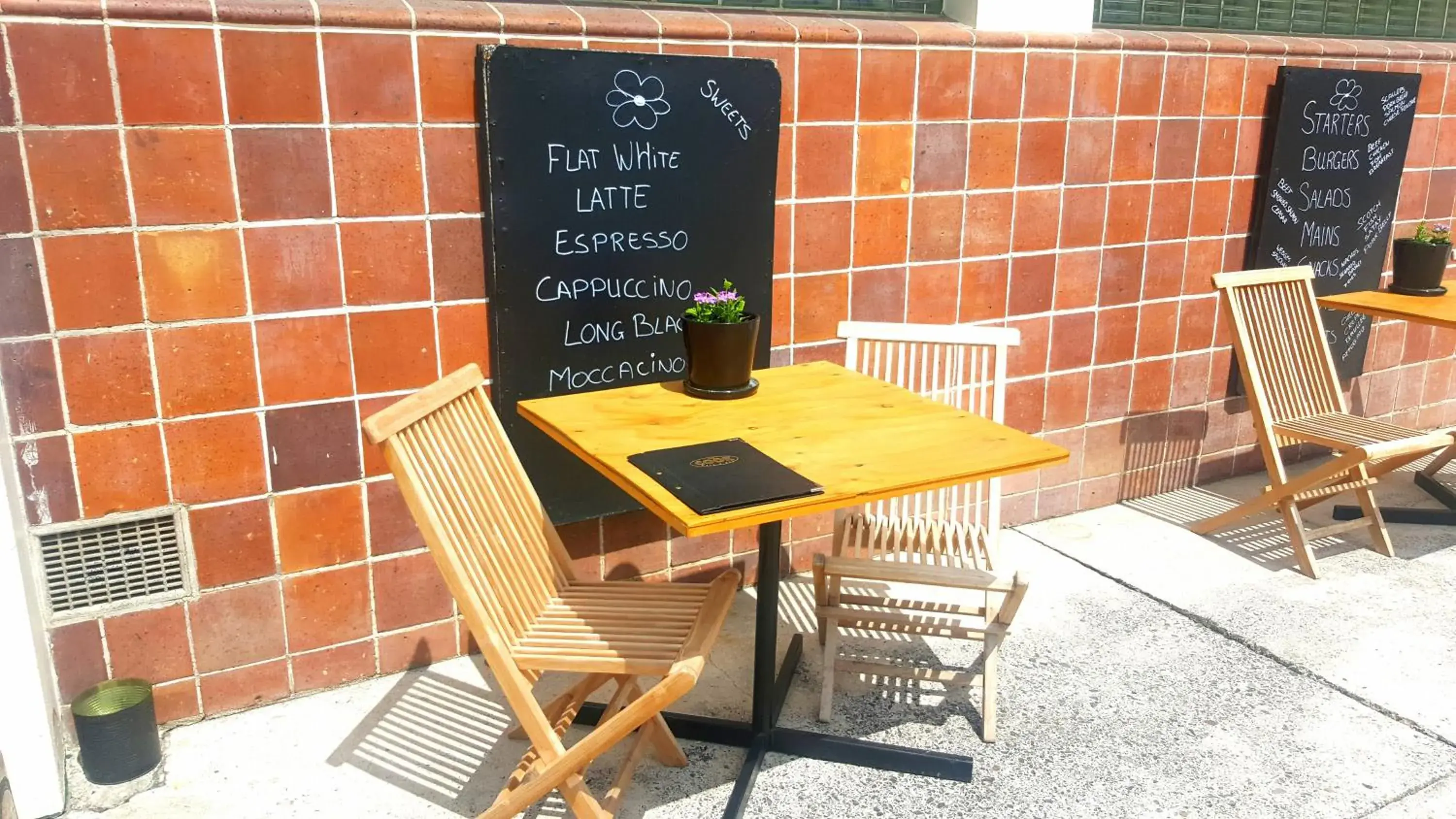 Property building in Putaruru Hotel Property building in Putaruru Hotel