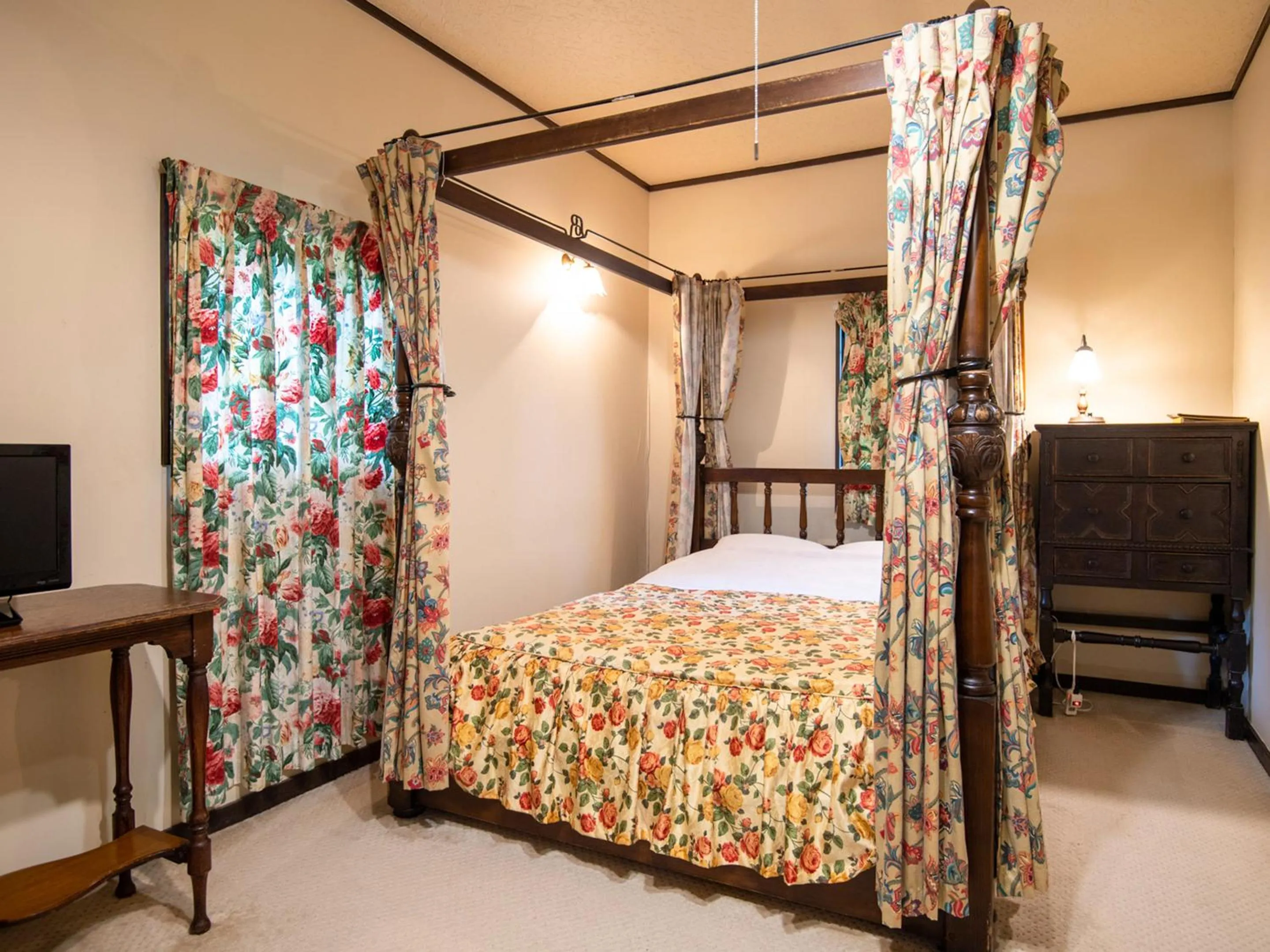 Bedroom, Bed in Gasthof Ami