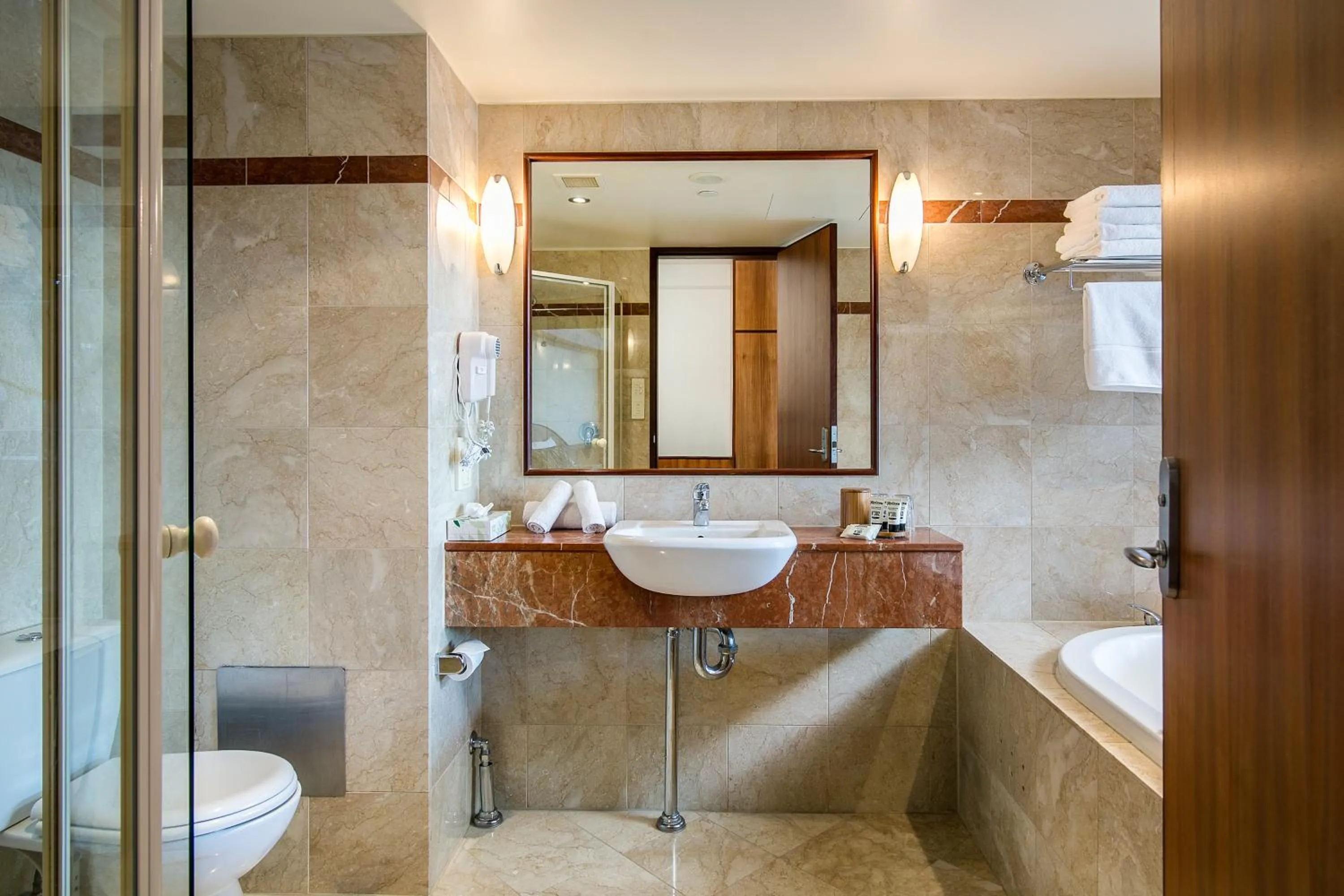 Bathroom in Arkaba Hotel