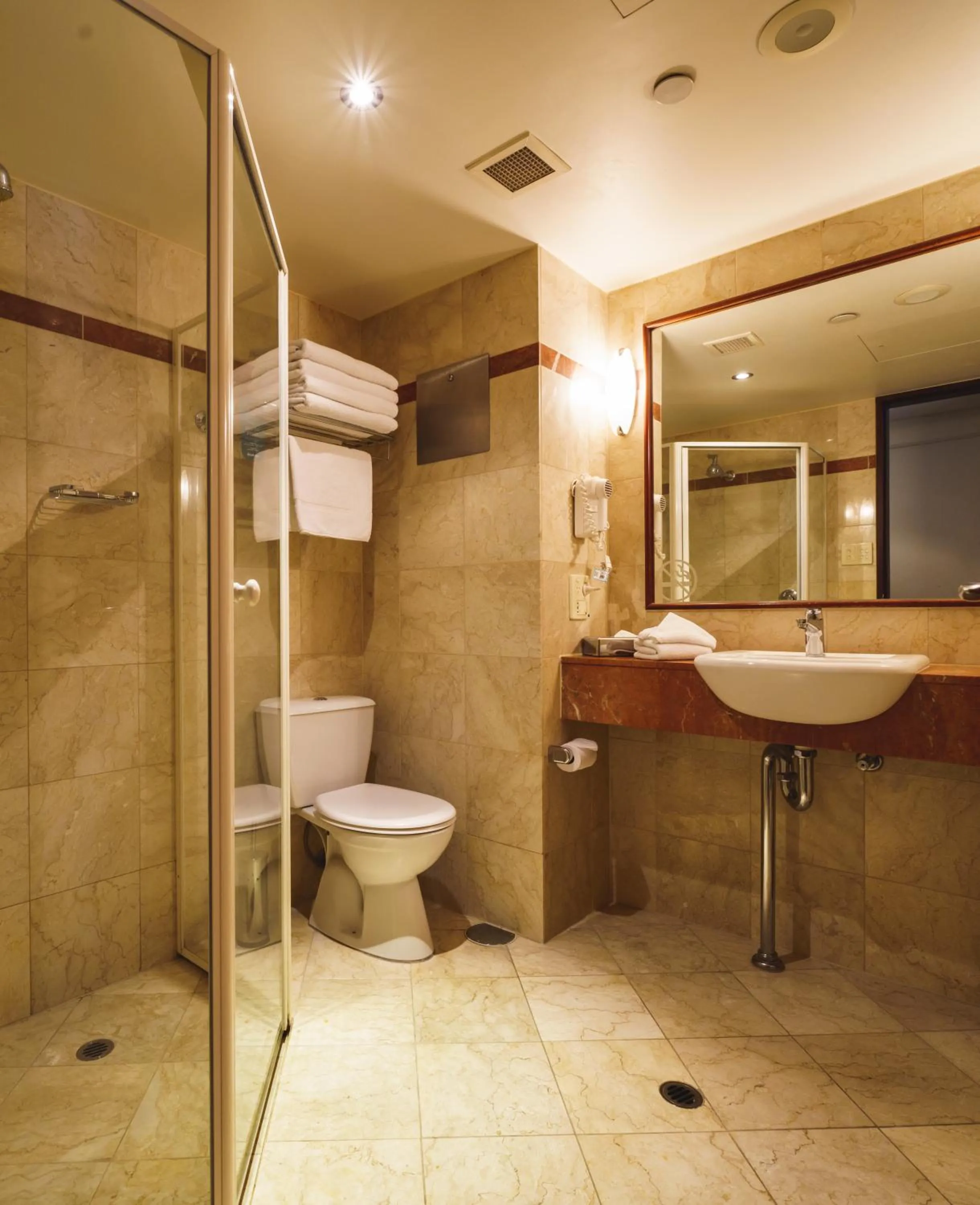 Bathroom in Arkaba Hotel