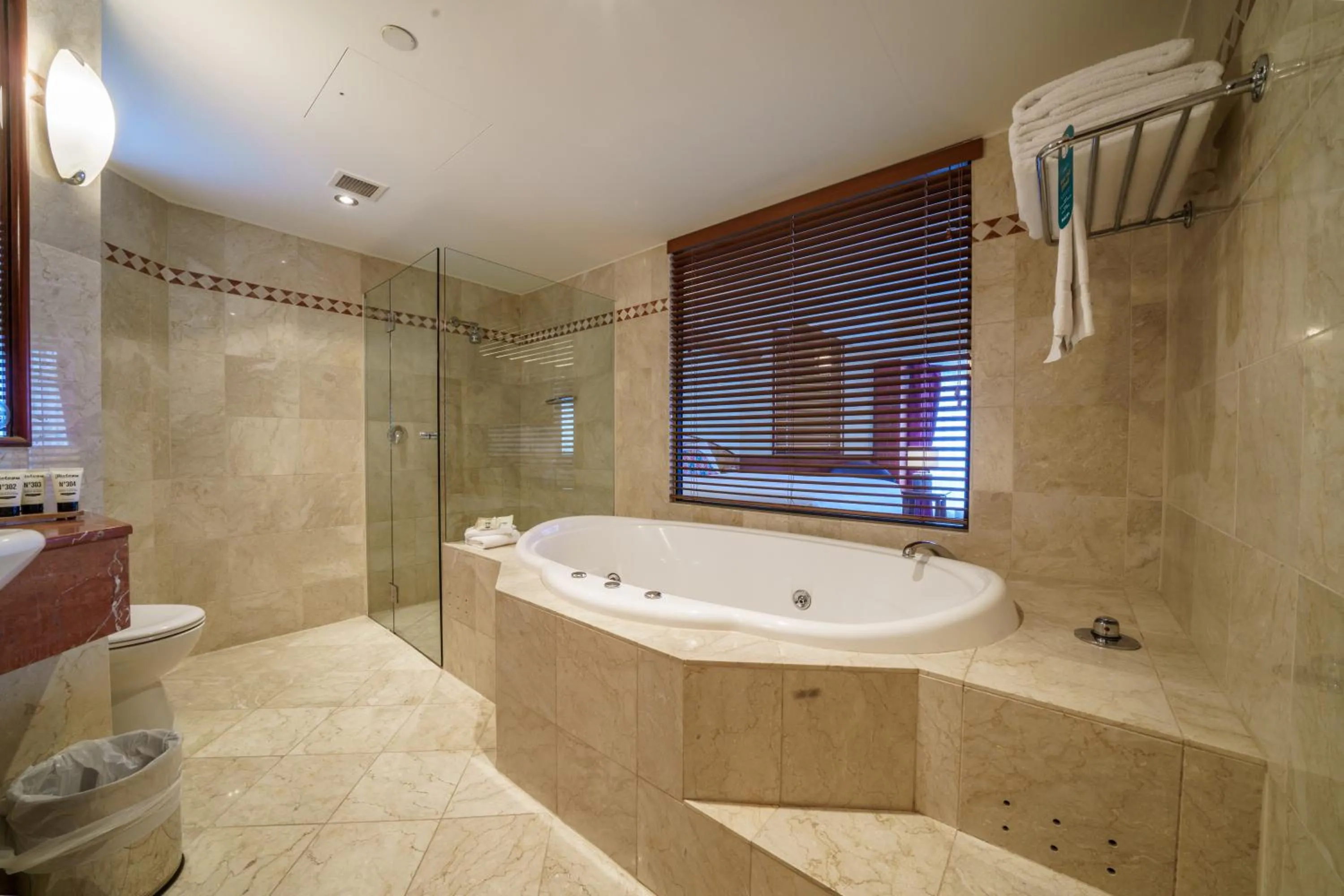 Bathroom in Arkaba Hotel