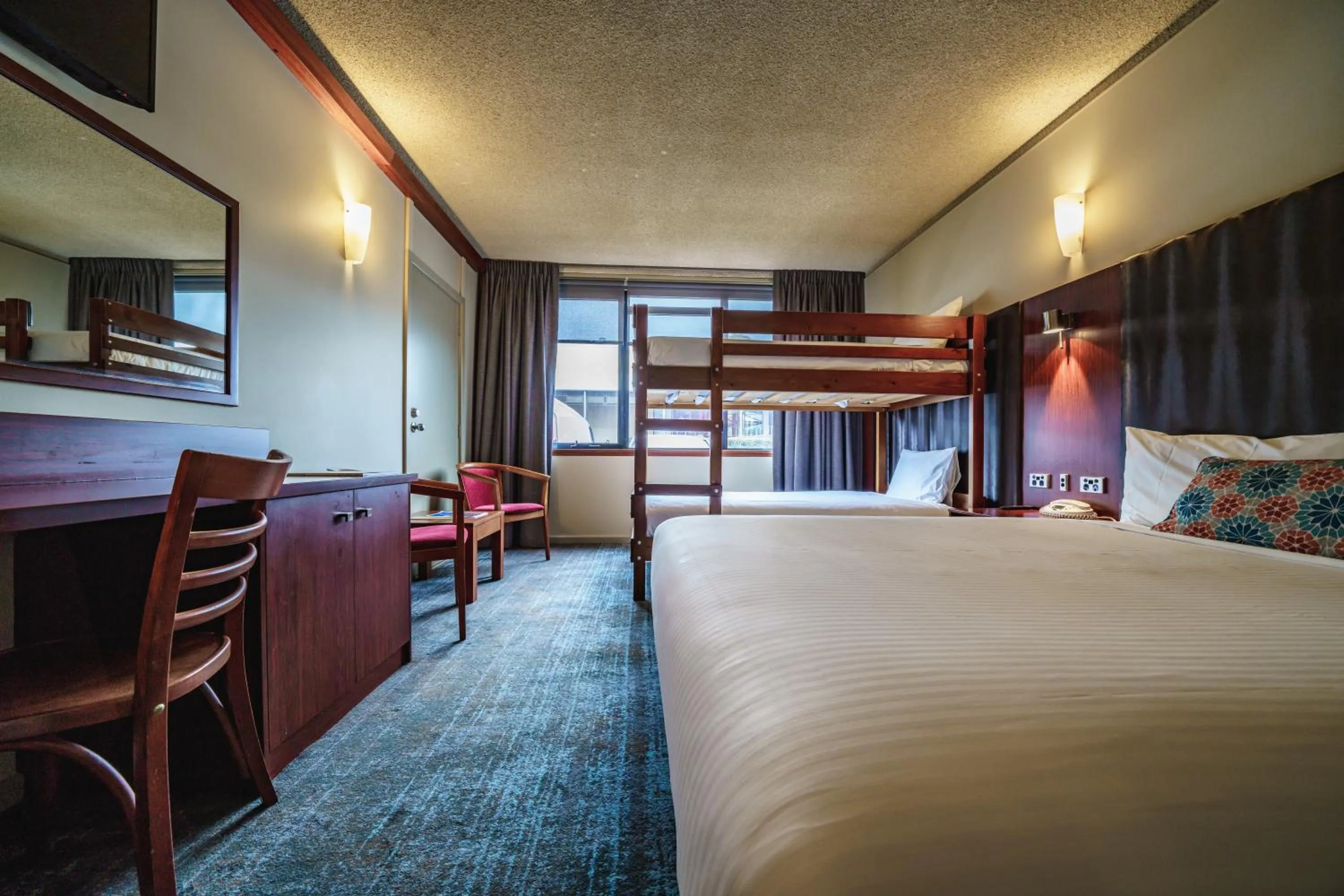 Photo of the whole room, Bed in Arkaba Hotel