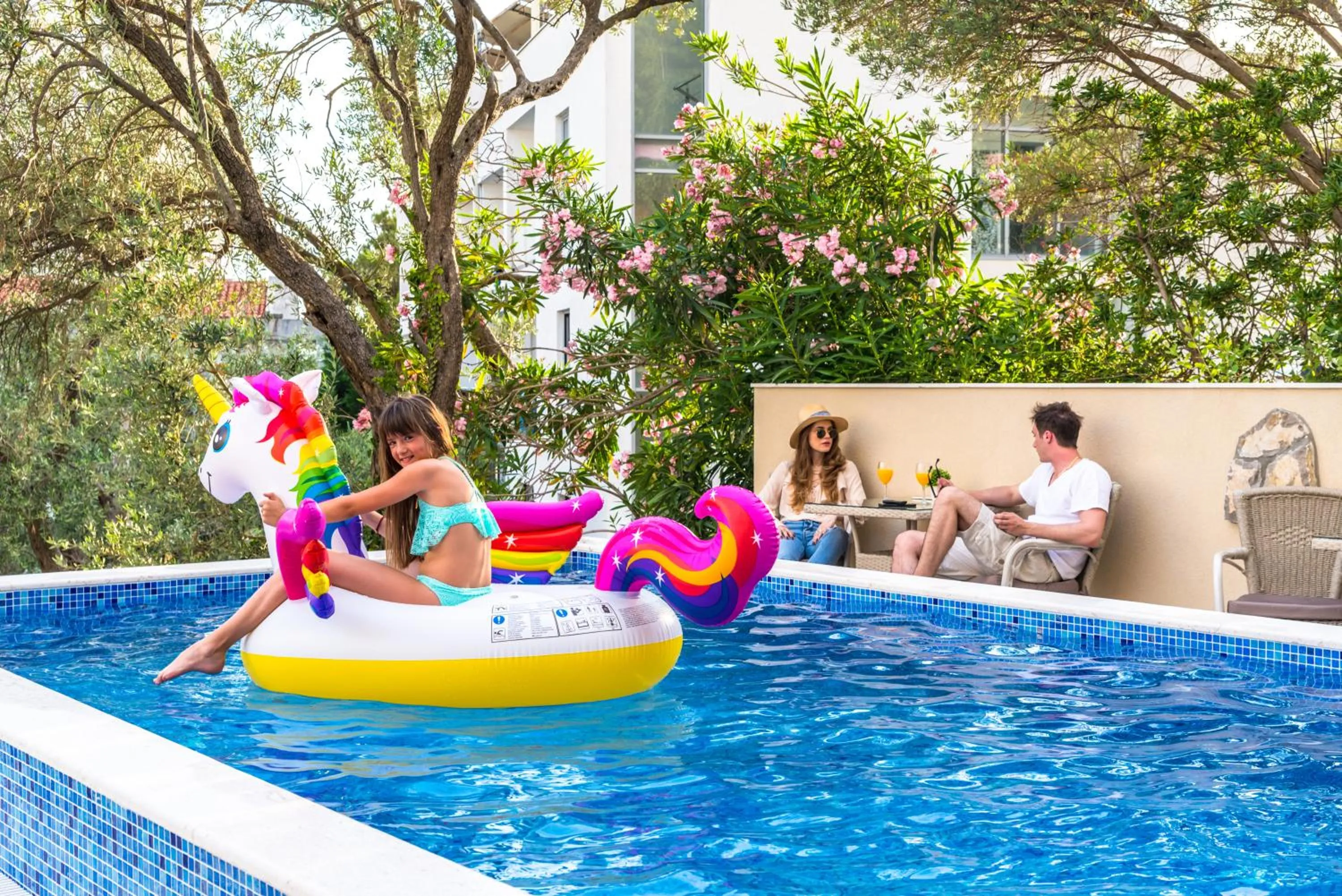 Swimming pool in B&B Amfora