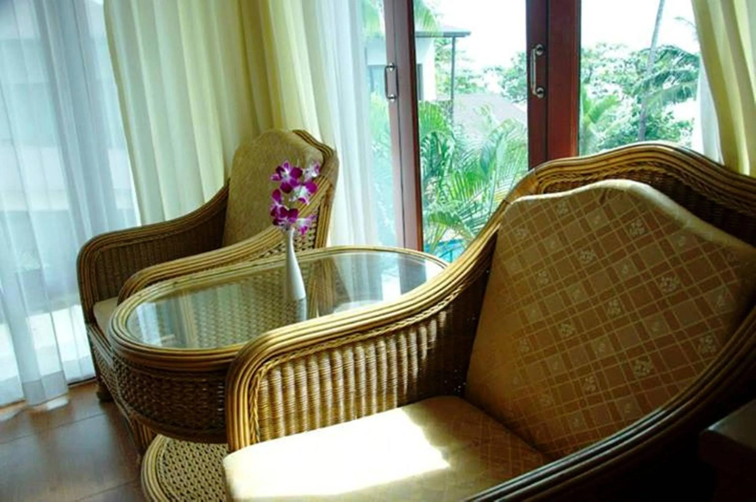 Seating area in Mac Resort Hotel