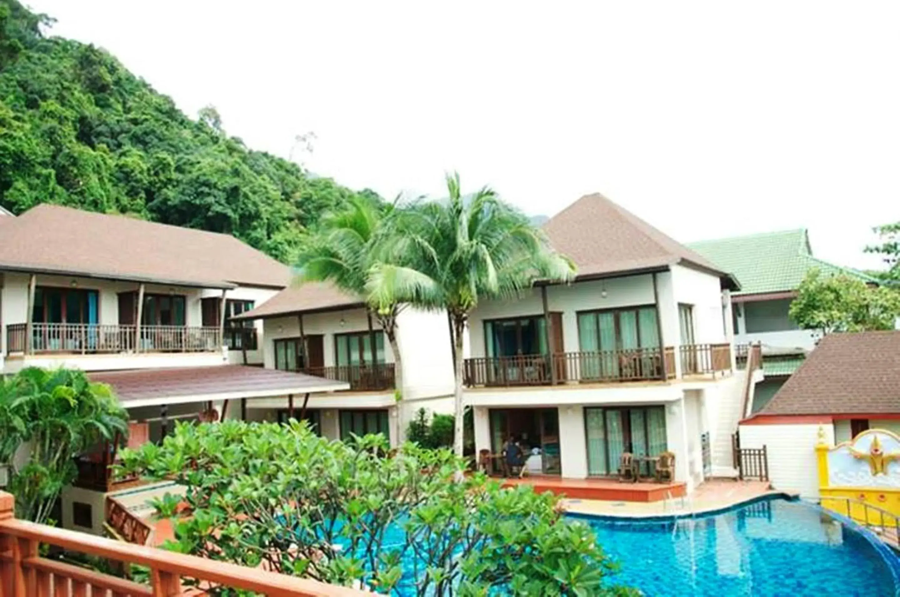 Facade/entrance in Mac Resort Hotel Facade/entrance in Mac Resort Hotel