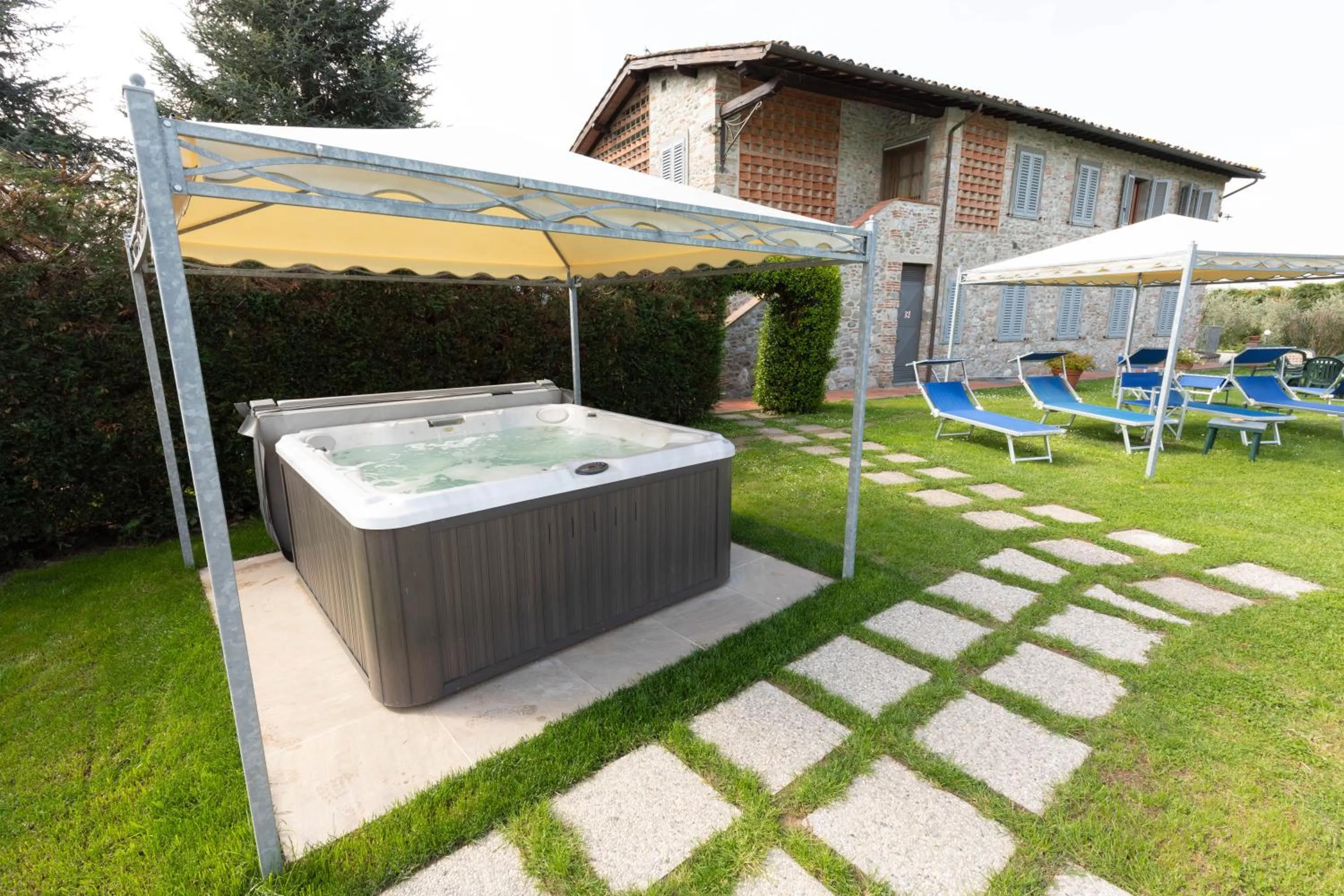 Agriturismo Casolare Lucchese