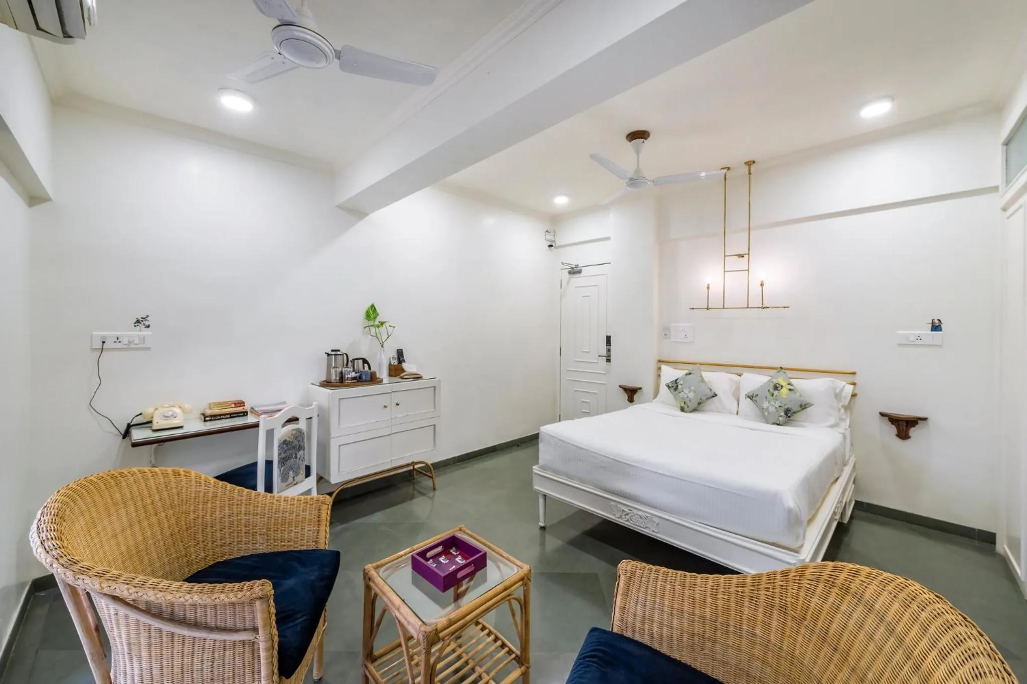 Bed in Hotel Kemps Corner