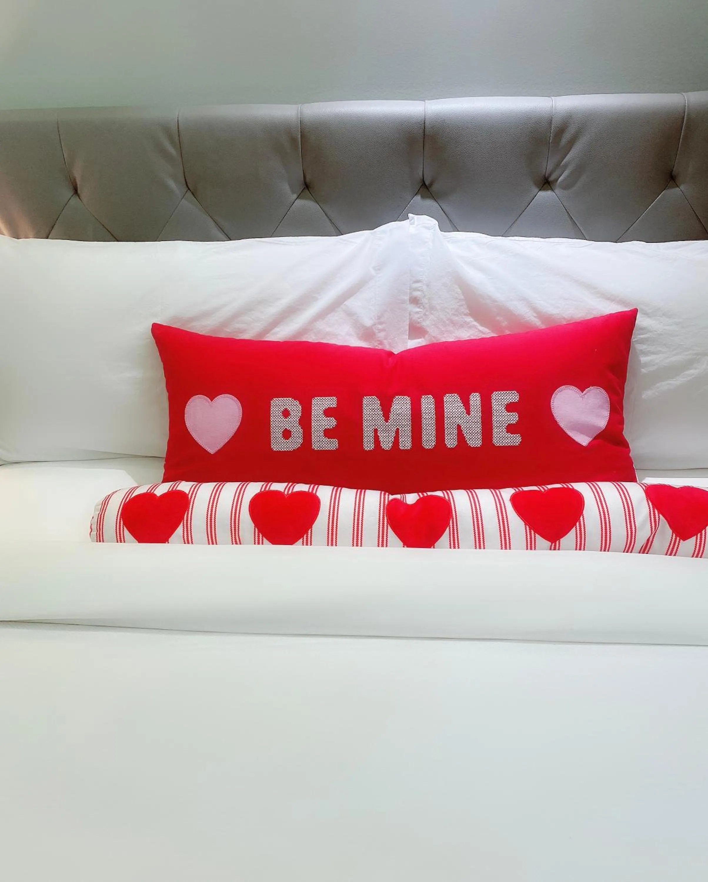 Bed in Madison LES Hotel