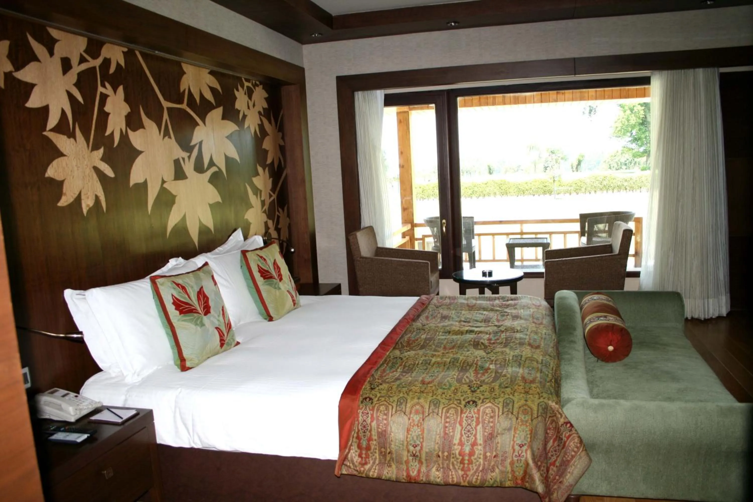 Bed in The LaLit Grand Palace Srinagar