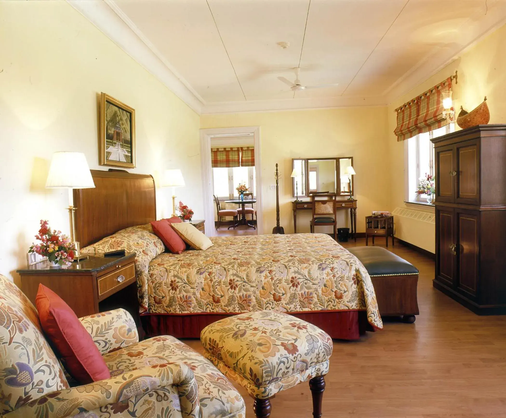 Suite in The LaLit Grand Palace Srinagar Suite in The LaLit Grand Palace Srinagar