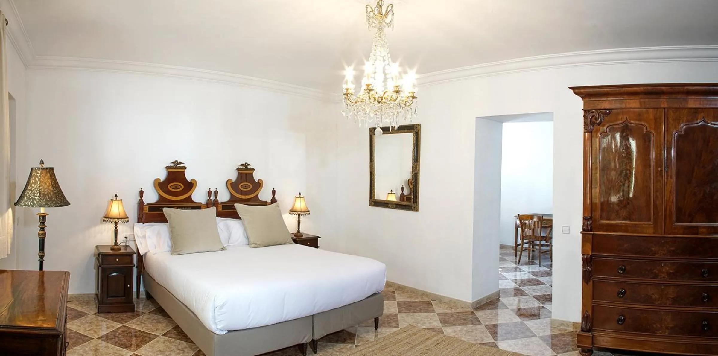Decorative detail, Bed in Casa Delmonte - Turismo de Interior