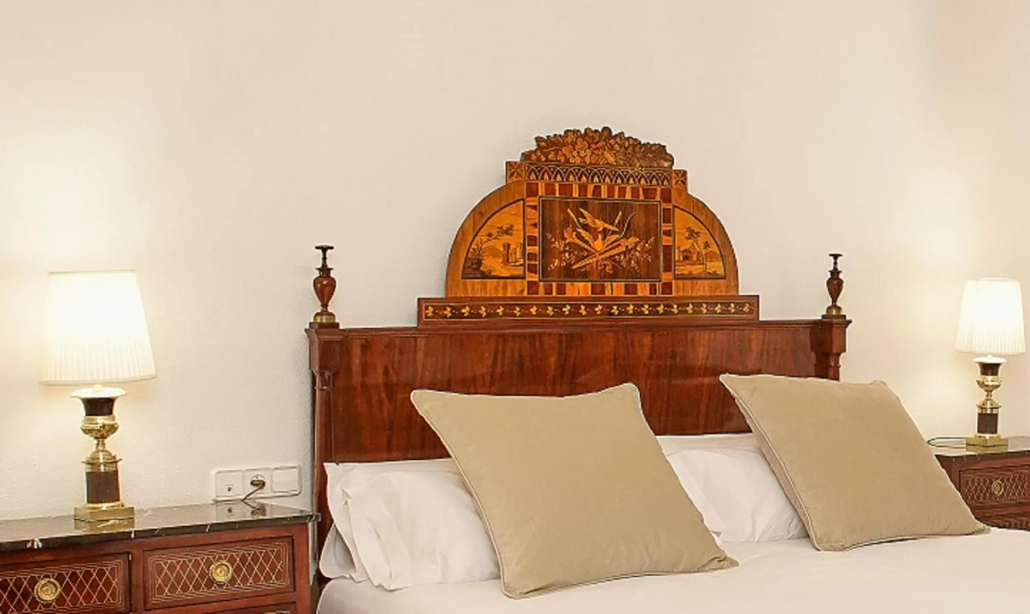 Decorative detail, Bed in Casa Delmonte - Turismo de Interior