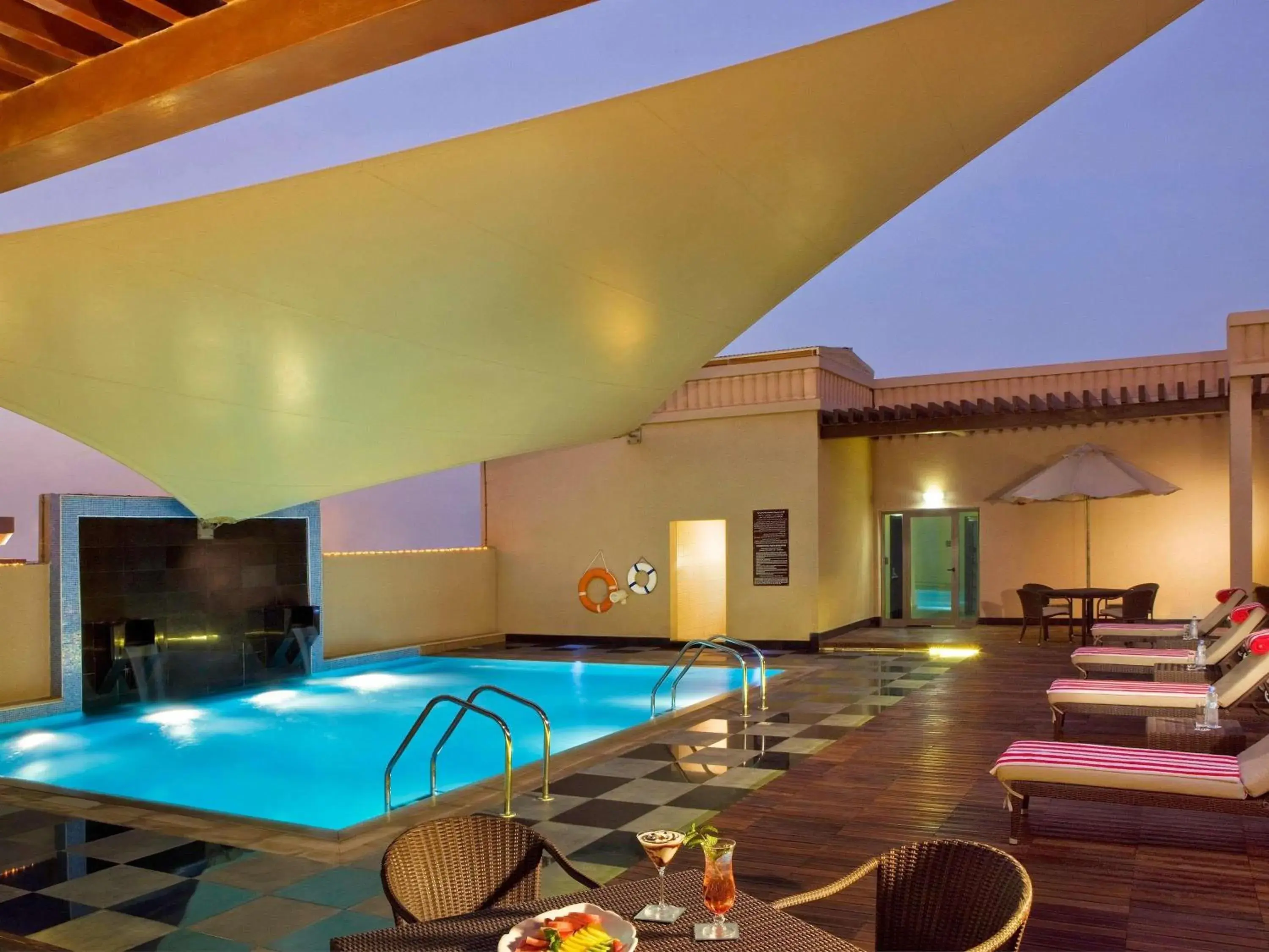 Pool view in Mercure Gold Hotel Jumeirah Dubai by Accor Pool view in Mercure Gold Hotel Jumeirah Dubai by Accor