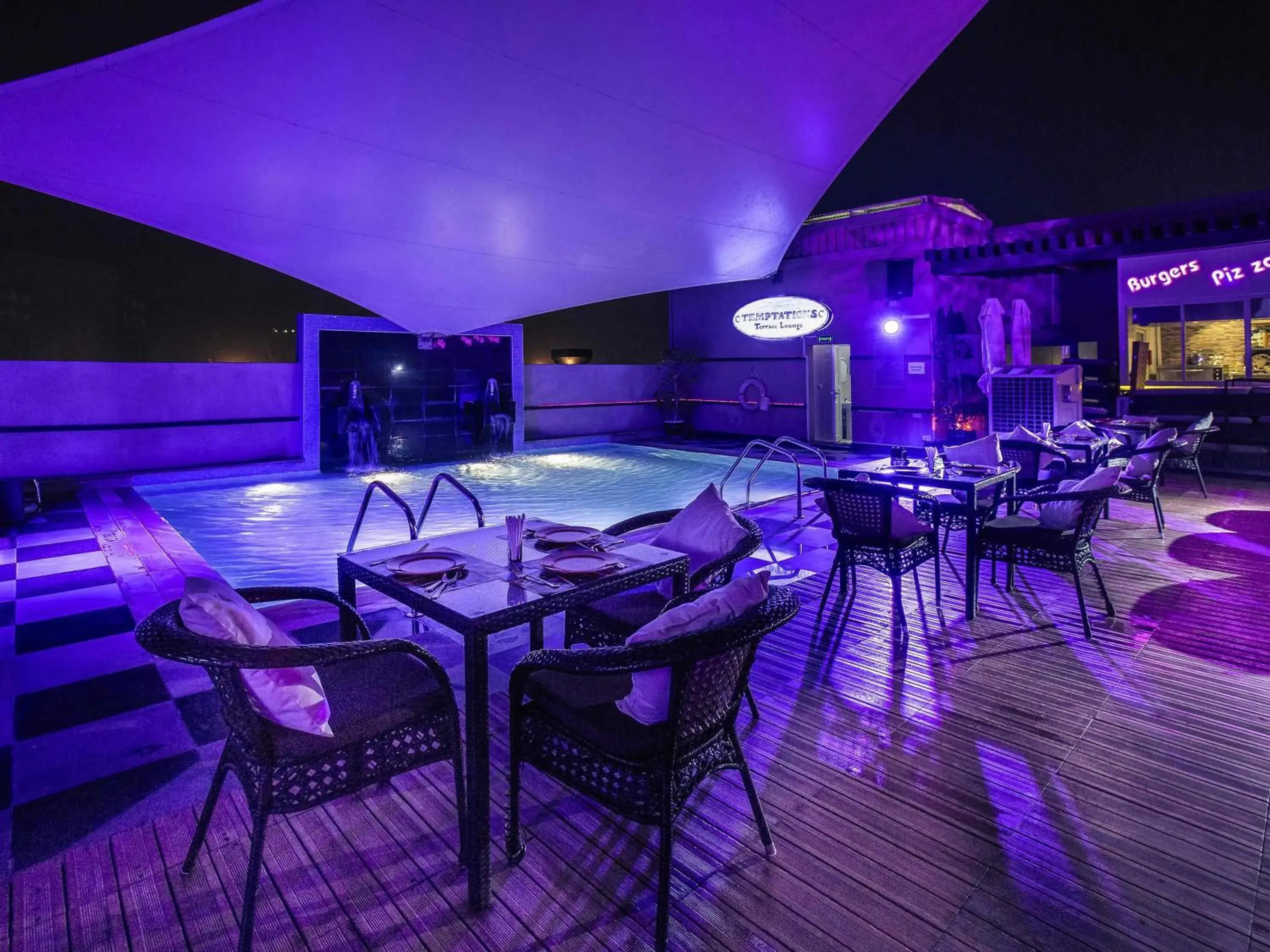 Restaurant/places to eat in Mercure Gold Hotel Jumeirah Dubai by Accor Restaurant/places to eat in Mercure Gold Hotel Jumeirah Dubai by Accor