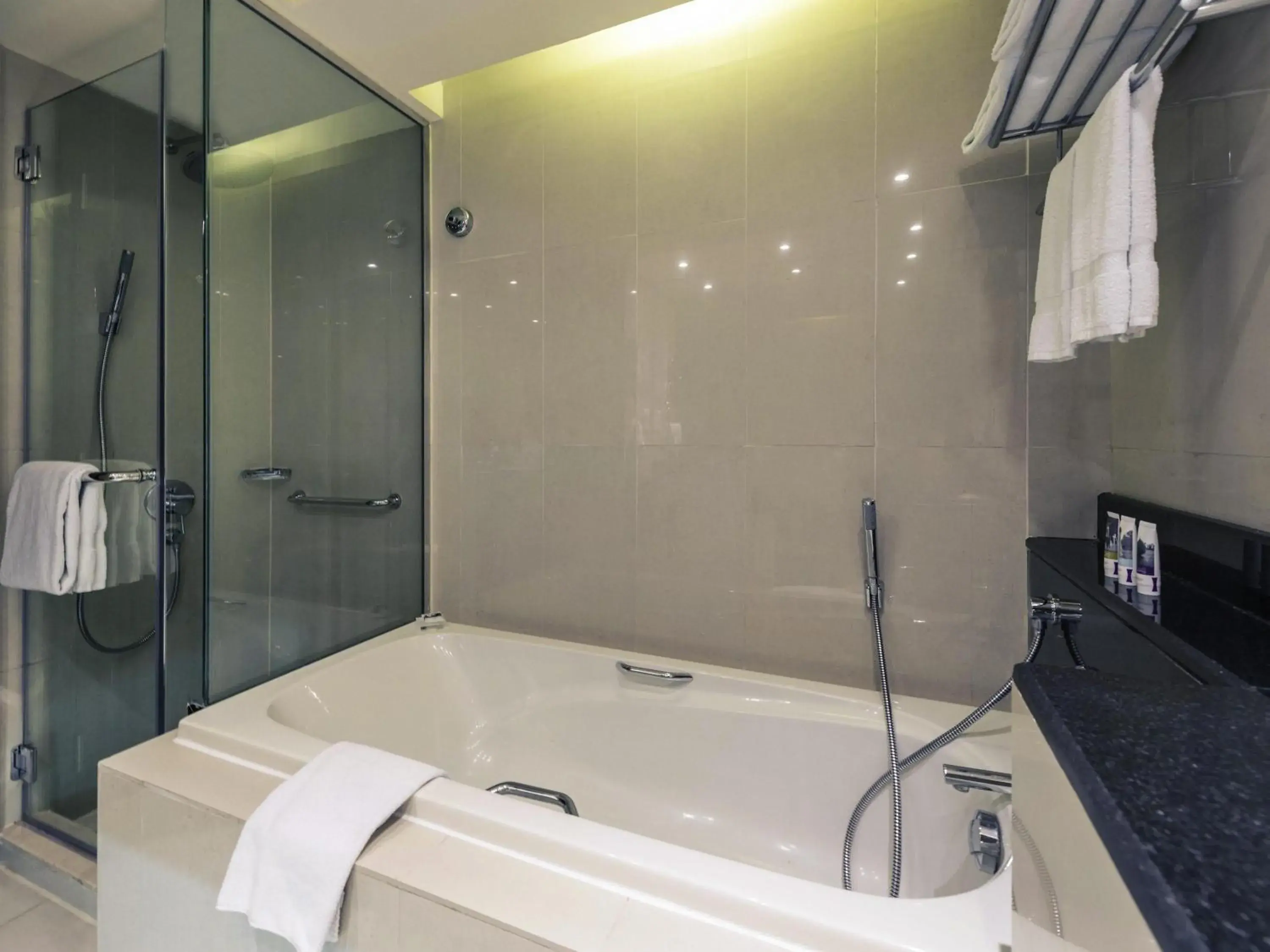 Superior Double Room (Complimentary Shuttle Service to La Mer Beach, Dubai Mall / Burj Khalifa & other Malls - Drop Off Only with Fixed Timing) in Mercure Gold Hotel Jumeirah Dubai by Accor Superior Double Room (Complimentary Shuttle Service to La Mer Beach, Dubai Mall / Burj Khalifa & other Malls - Drop Off Only with Fixed Timing) in Mercure Gold Hotel Jumeirah Dubai by Accor